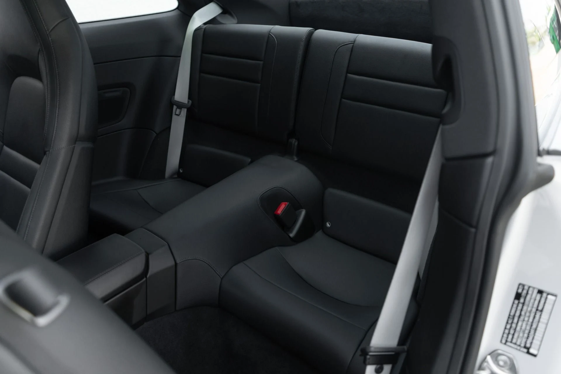 mph024_1512742877_Used_2021_Porsche_911_Carrera_1774908148_72b9304b4d