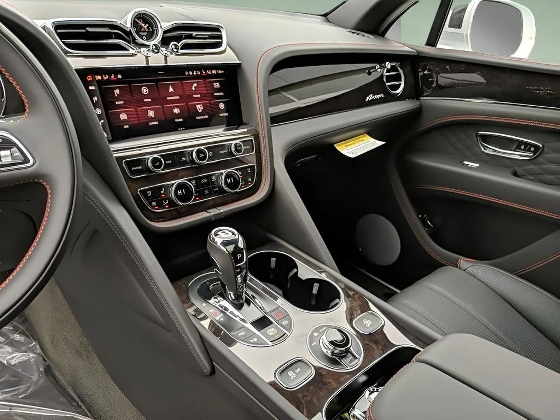 mph024_1522304227_261954f861aa4ef7b480752a6d92067a_55556ad289