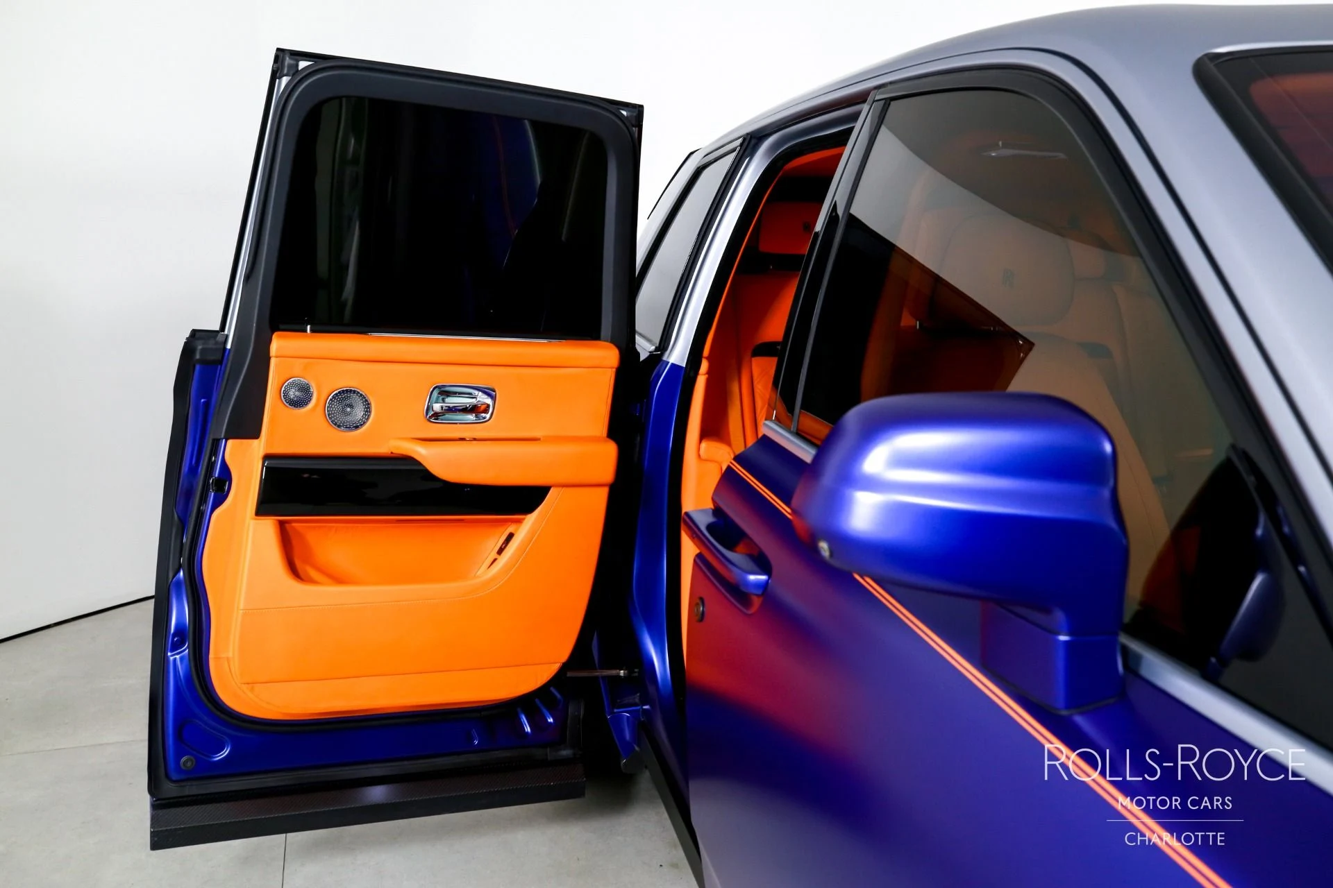 mph024_1530488570_Used_2019_Rolls_Royce_Cullinan_Mansory_1771362670_72da158647