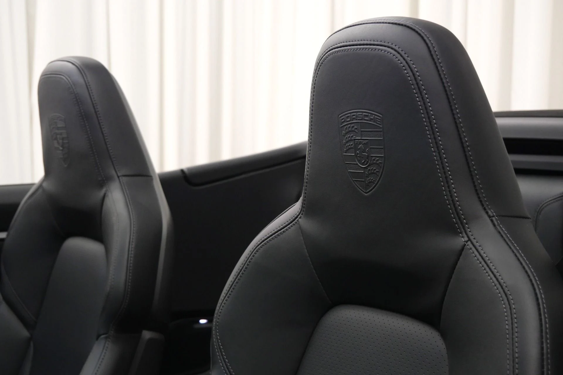 mph024_1536225483_Used_2024_Porsche_911_Carrera_S_Cabriolet_Sport_Exhaust_Carrera_Classic_Wheels_Bose_Audio_1764086379_5659f151ee