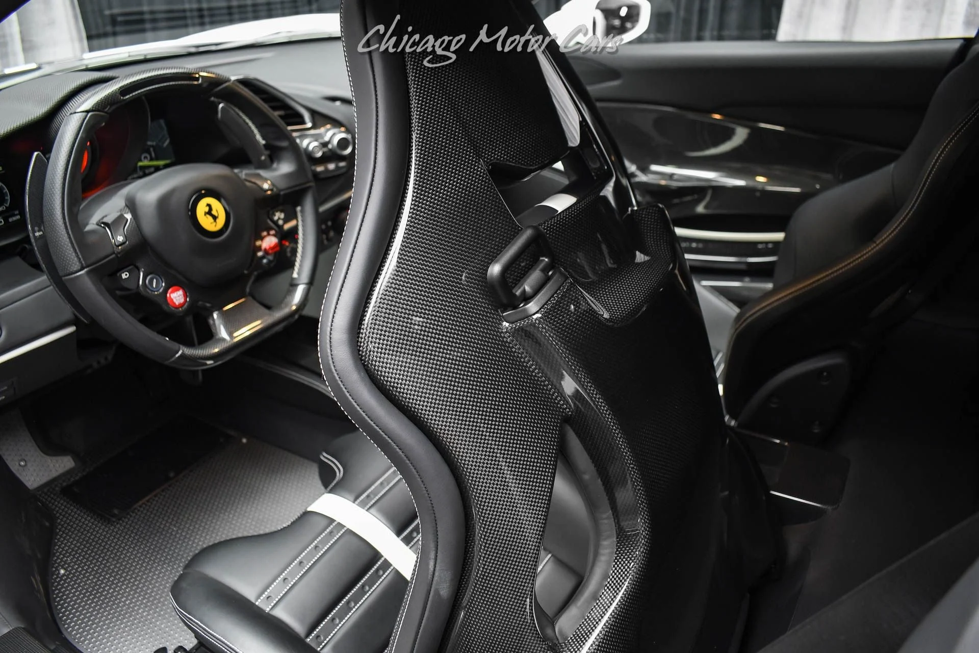 mph024_1544107836_12911_p25_l_a762dde39f