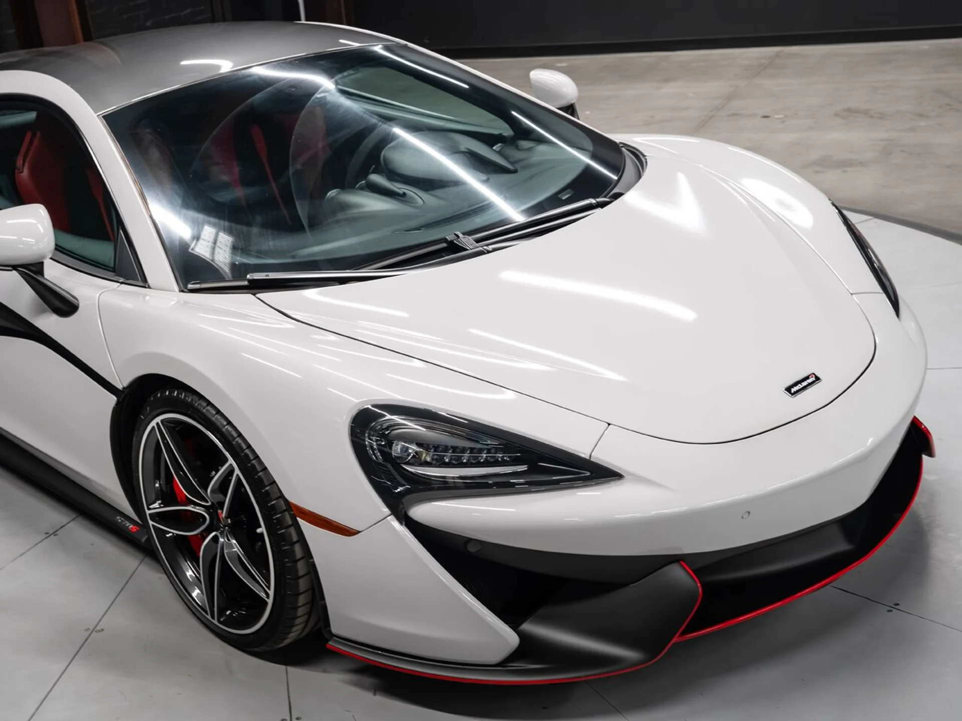 mph024_1551923304_mclaren_570s_2017_4da88e8db4