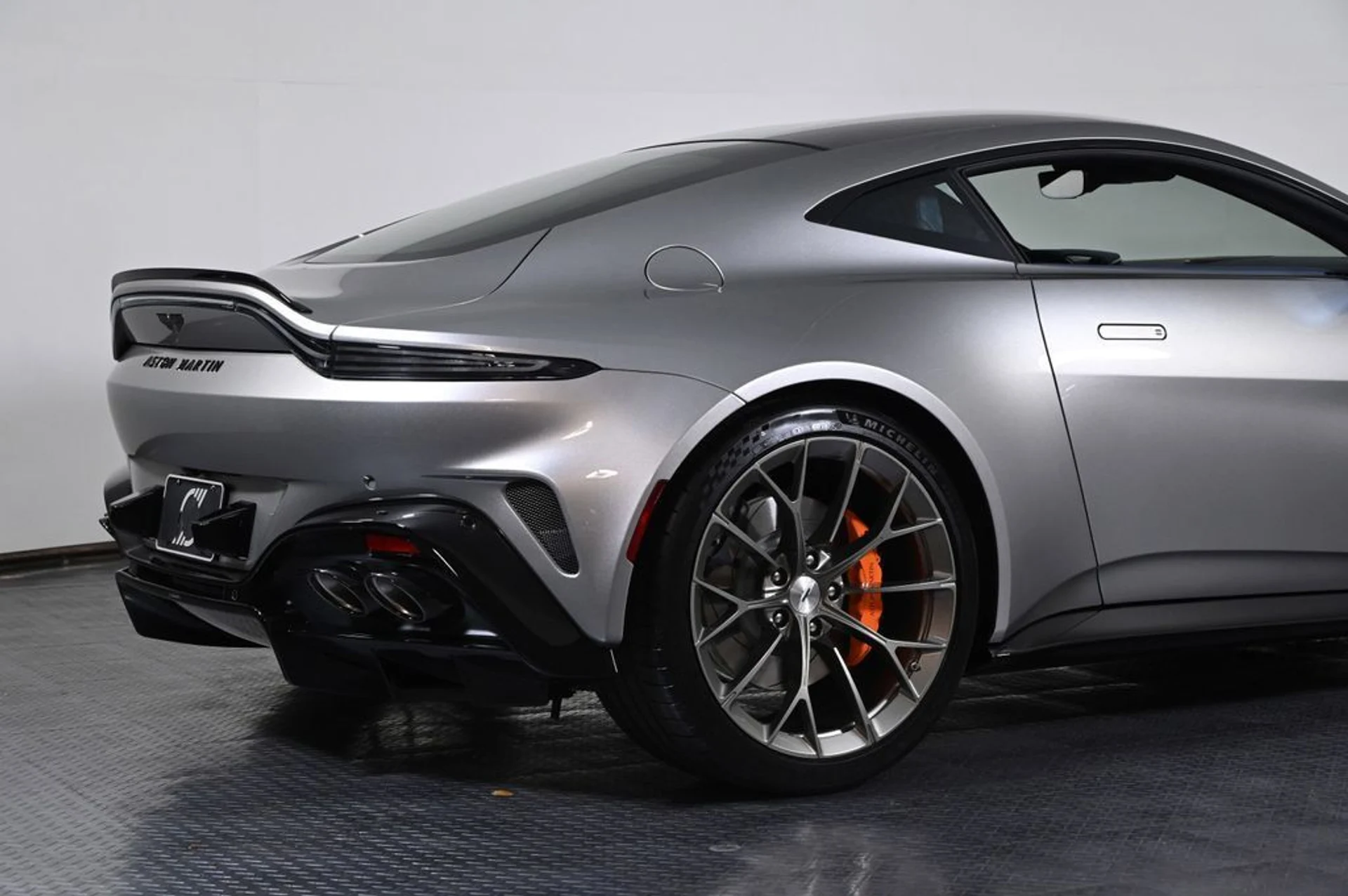 mph024_1567154315_new_2026_aston_martin_vantage_scoupe_11350_23021664_25_1024_66ec27084e