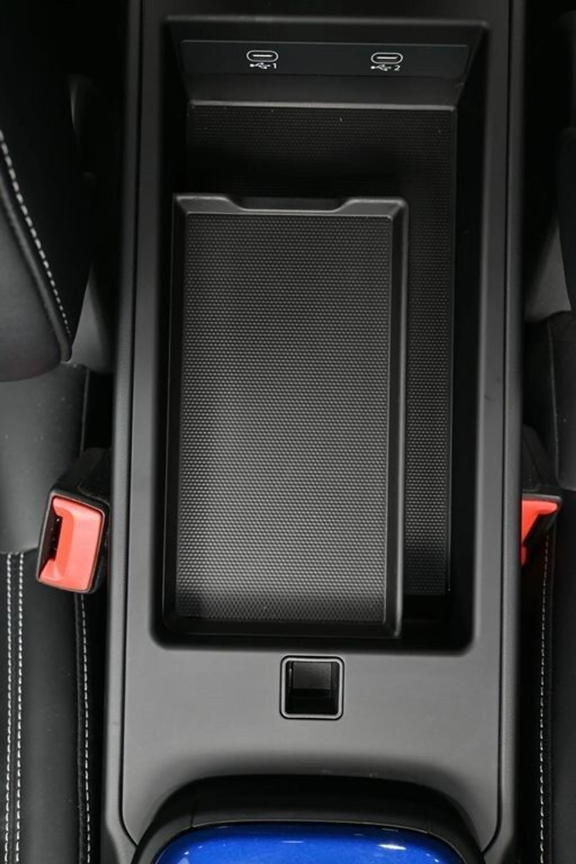 mph024_1569749579_afb0741cfdc7325f1d2561eb47c19b34x_d1d2638489