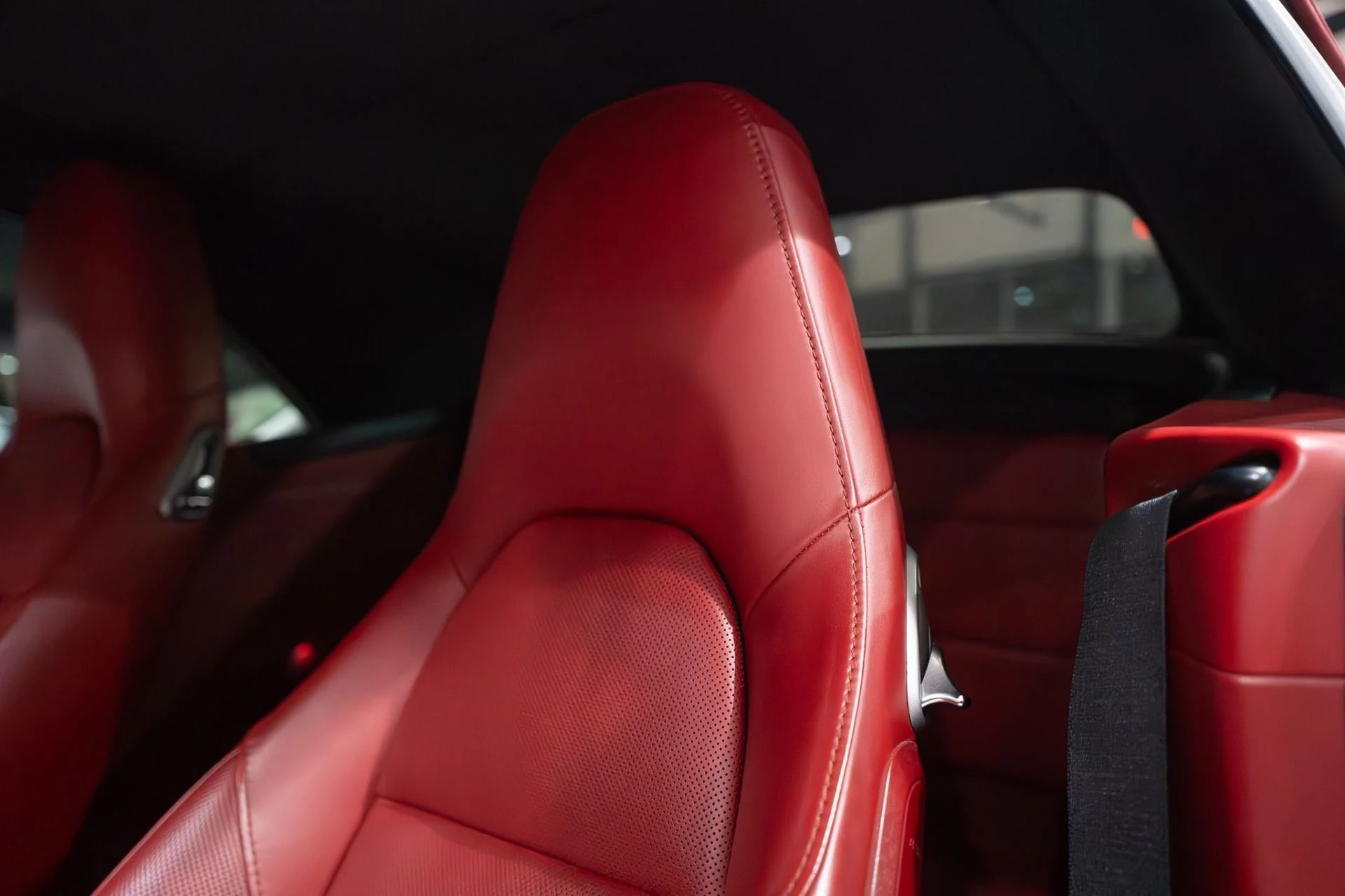 mph024_1571985569_13247_p25_l_4b97d71c6f