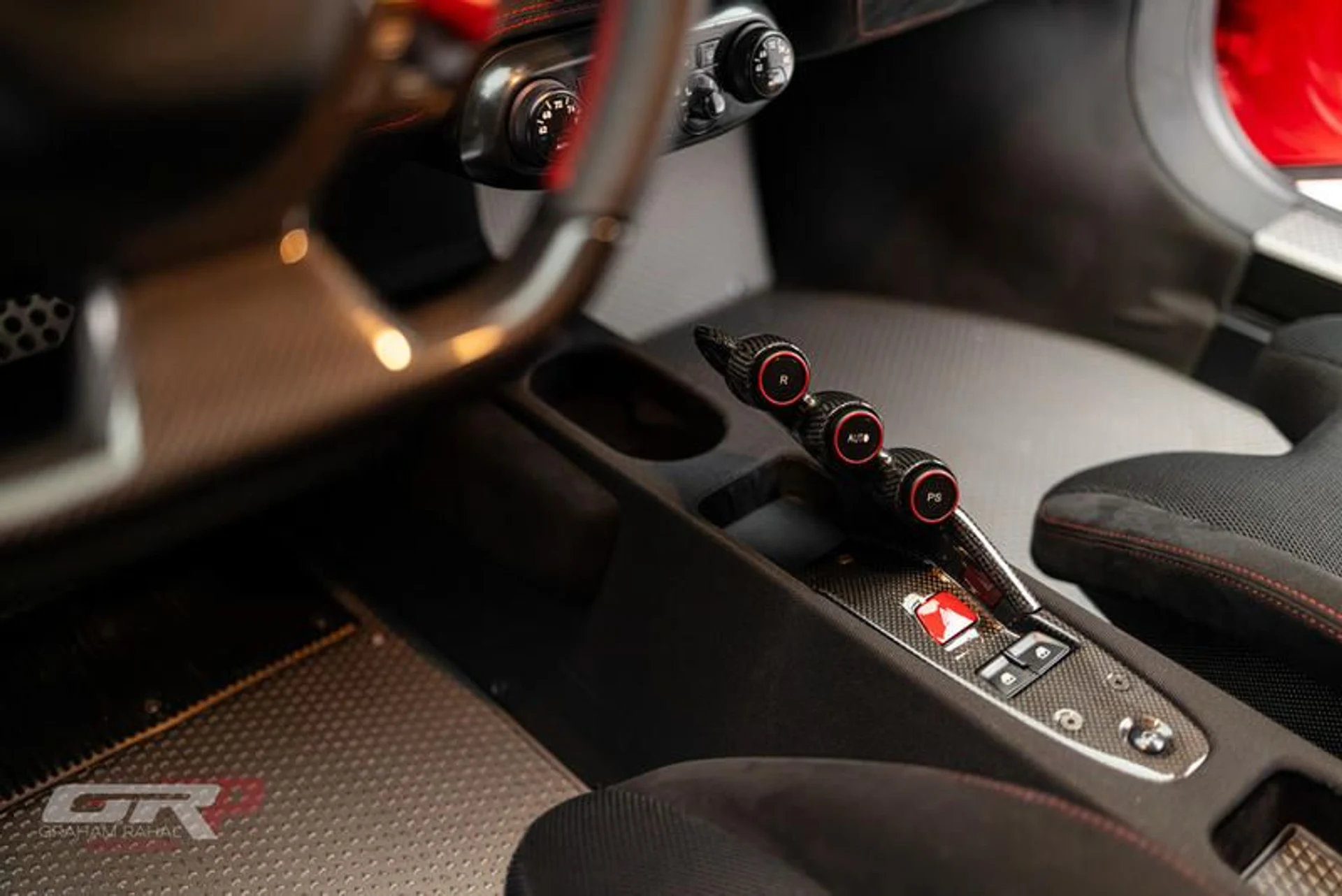 mph024_1584384319_9_ED_13985_708_E_45_FB_AF_07_4941_BD_9170_E4_887da0587e