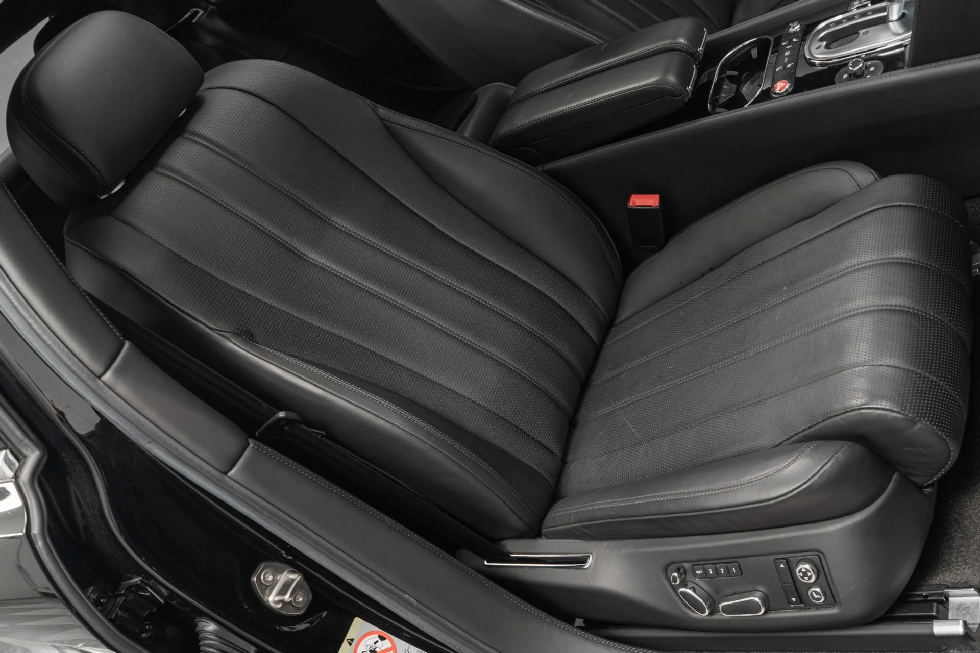 mph024_1593860890_Used_2015_Bentley_Flying_Spur_W12_21_Inch_Wheels_Front_and_Rear_Heated_and_Ventilated_Seats_1759873235_2d069344bb