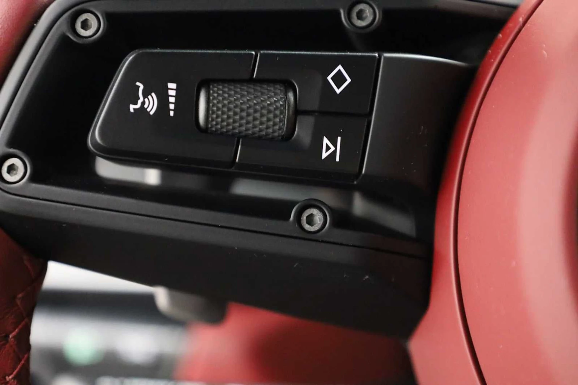 mph024_1595793949_847eade5faaac6fd8cd44b521711d049_77e975507d