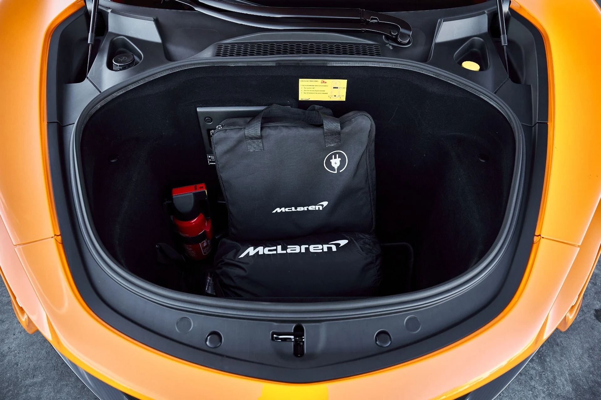 mph024_1598106268_Used_2025_Mc_Laren_Artura_Performance_1769481817_062f0994fa