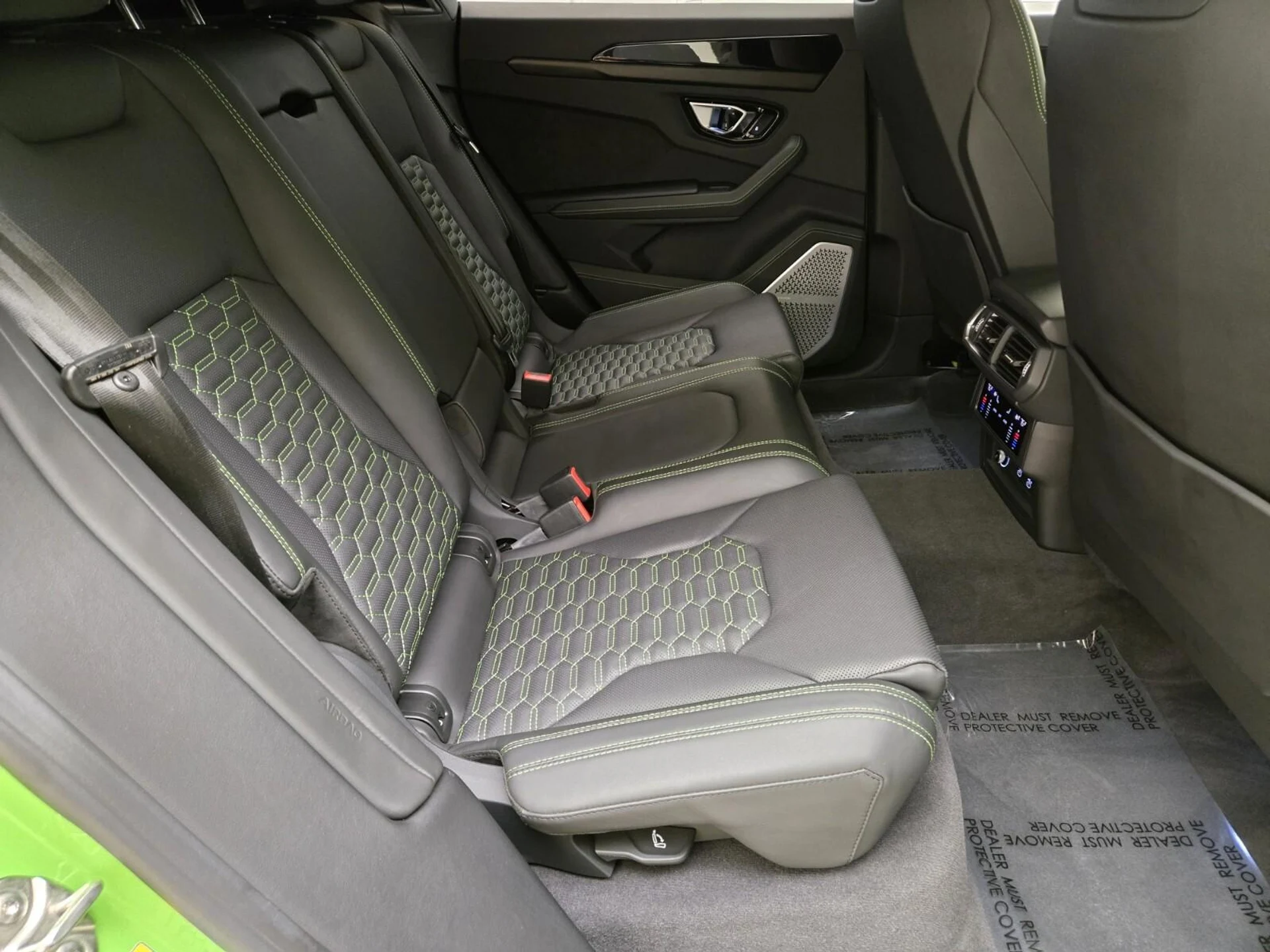 mph024_1601010699_Used_2023_Lamborghini_Urus_S_1770879335_b291657676