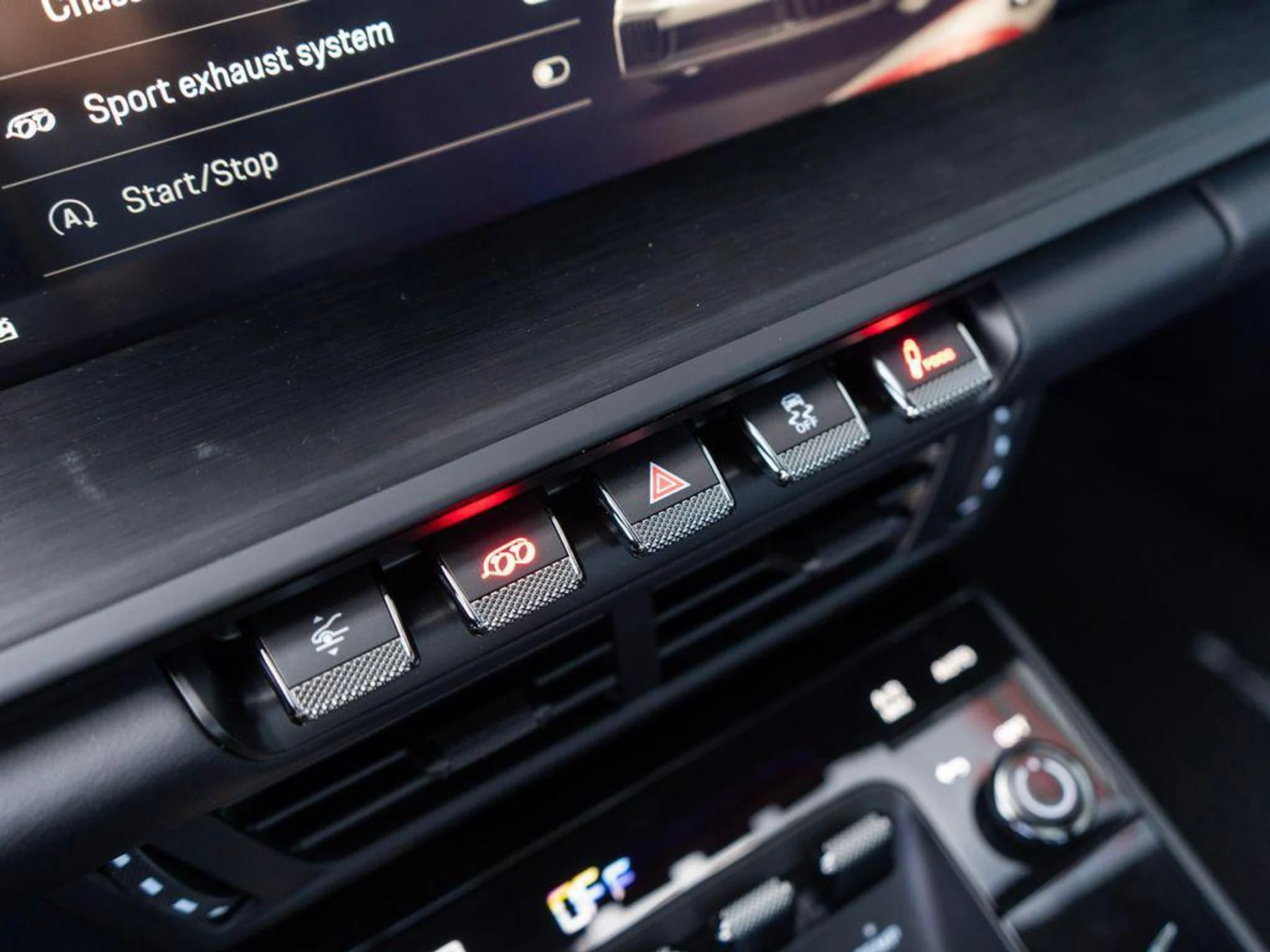 mph024_160234167_Zimx94_Cb_Snj_Yaeoni_FGC_0_FR_6za_E_9f78fbf202