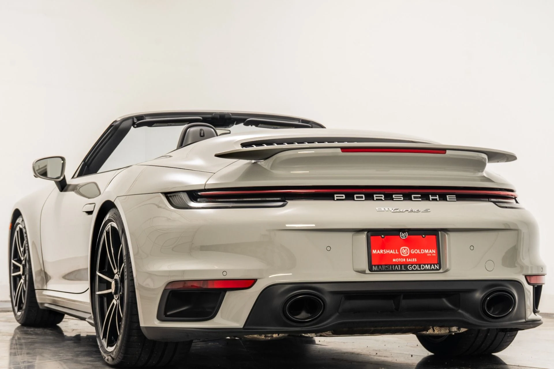 mph024_160968916_Used_2023_Porsche_911_Turbo_S_Cabriolet_1759781880_3ad7618664