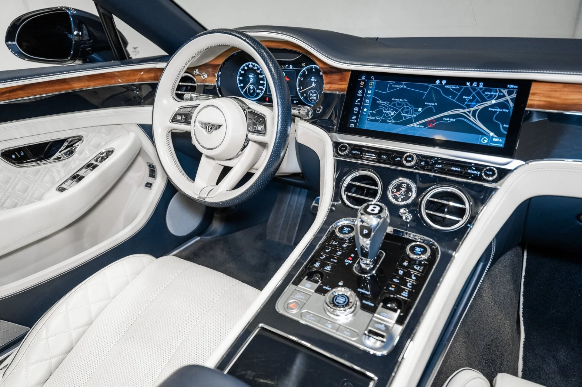 mph024_1610910947_Used_2022_Bentley_Continental_GT_V8_1792760258_8ede0bf867