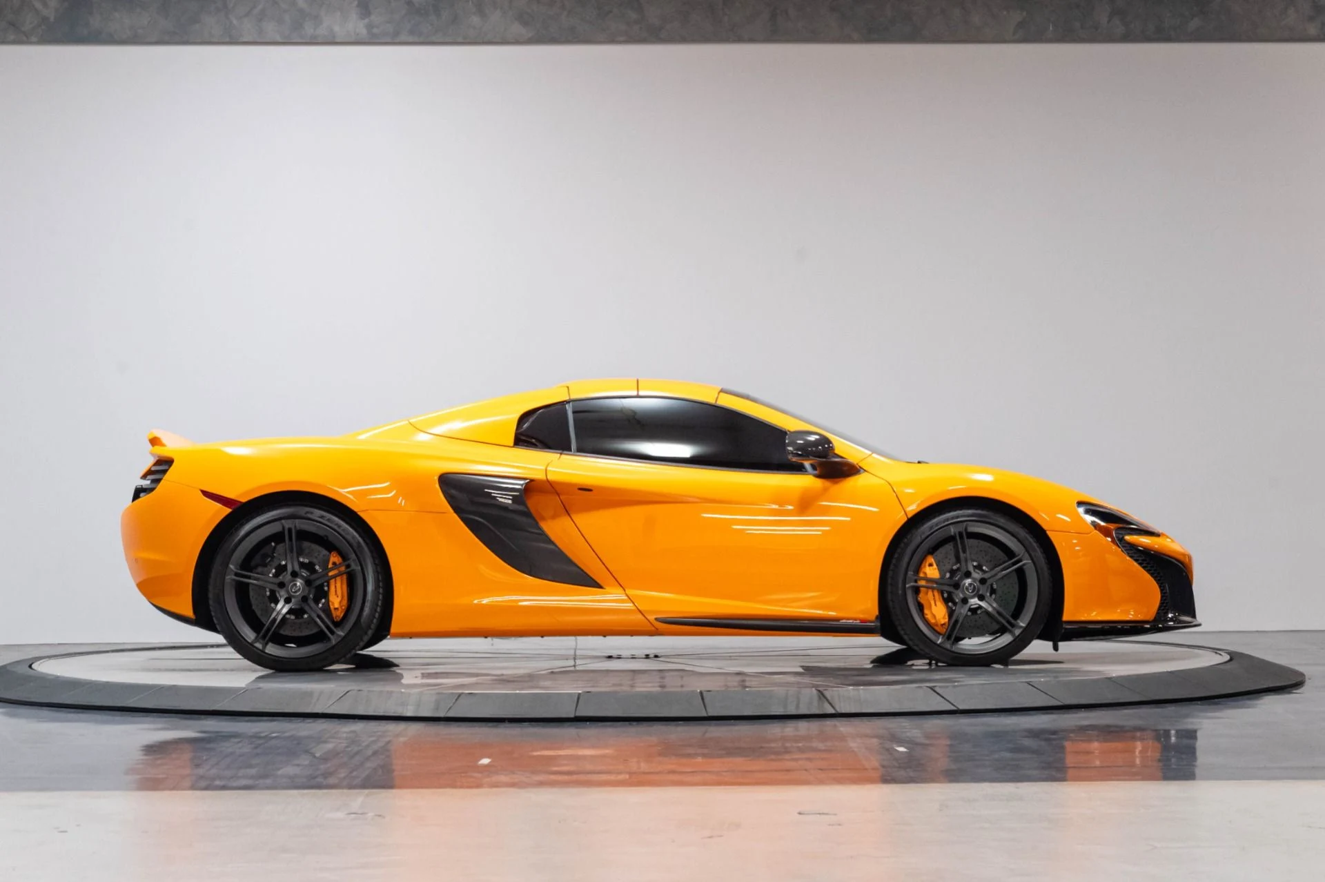 mph024_1620044992_Used_2015_Mc_Laren_650_S_Spider_1784666083_921ac2db37
