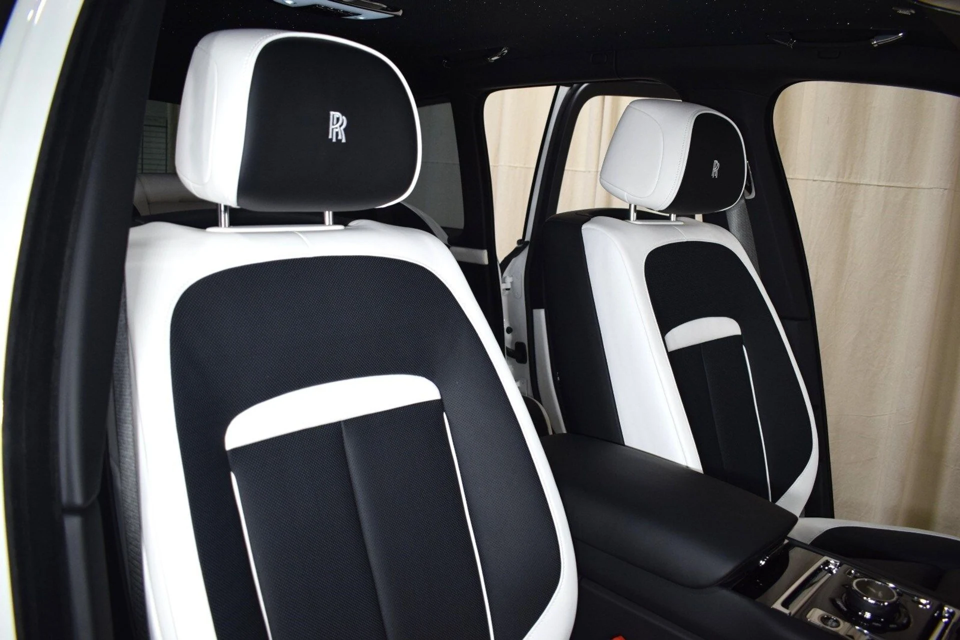 mph024_1621156478_18d7ab04ce9245c00d32b7c6a3ecc2a3x_e6e53a09a0