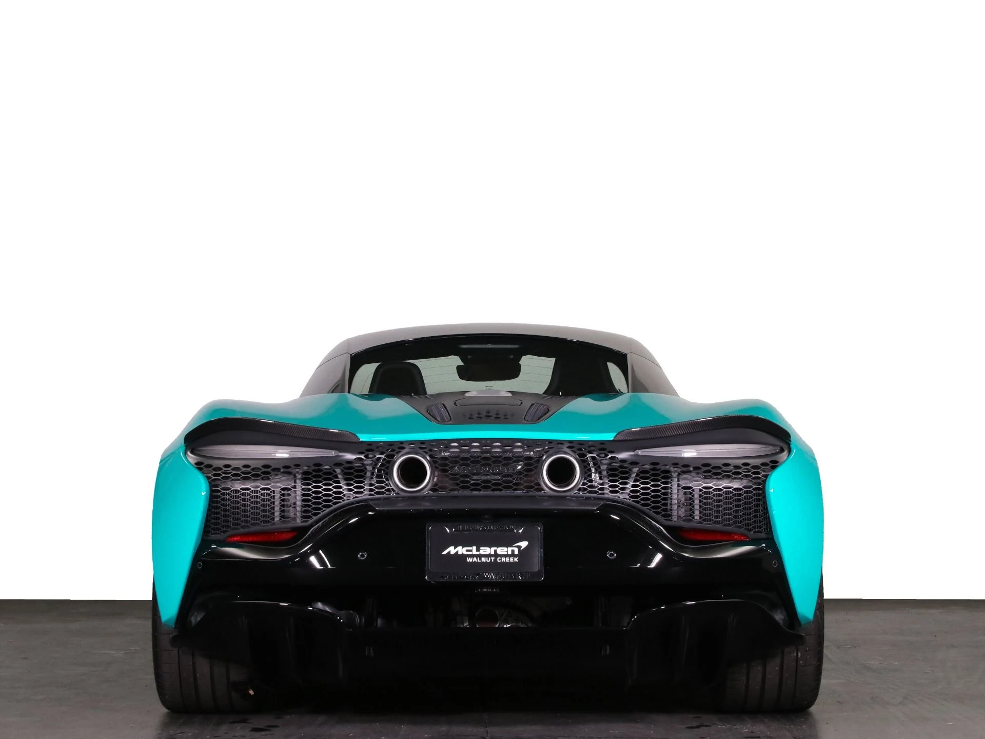 mph024_162595578_Used_2023_Mc_Laren_Artura_Tech_Lux_1738211933_605c1f2f39