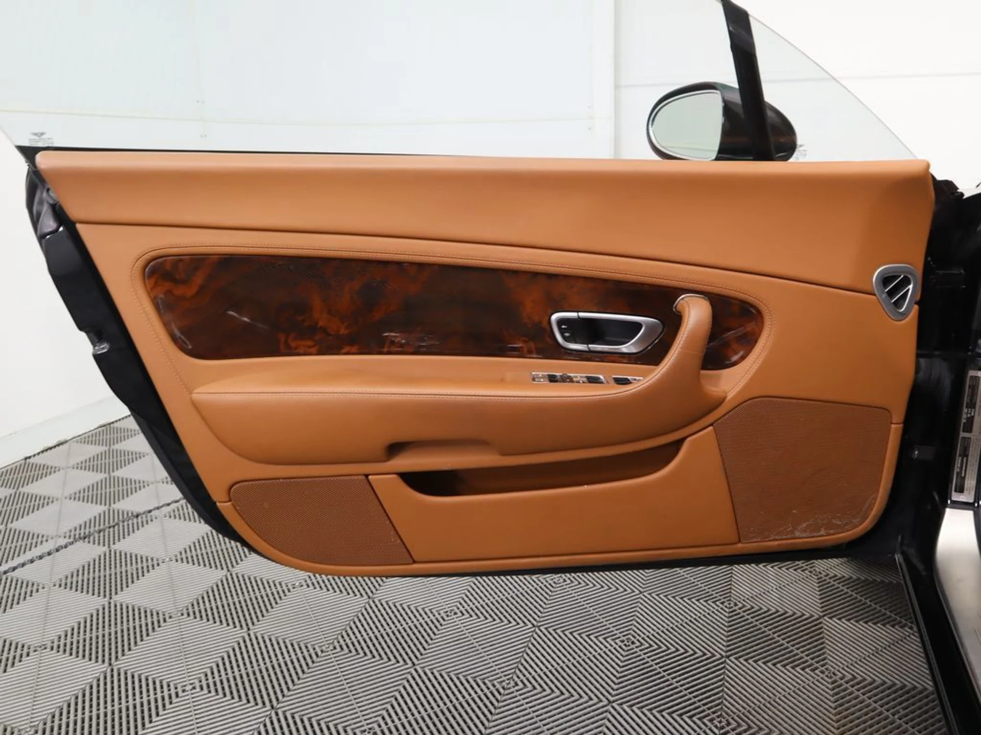 mph024_1626002034_used_2009_bentley_continental_gt_2drcoupe_8119_22953885_25_1024_4bd8e12019