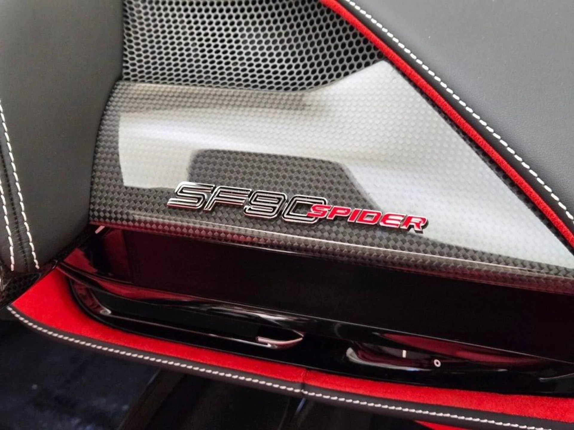 mph024_1635869437_Used_2023_Ferrari_SF_90_Spider_1775896792_aa8a4f233a