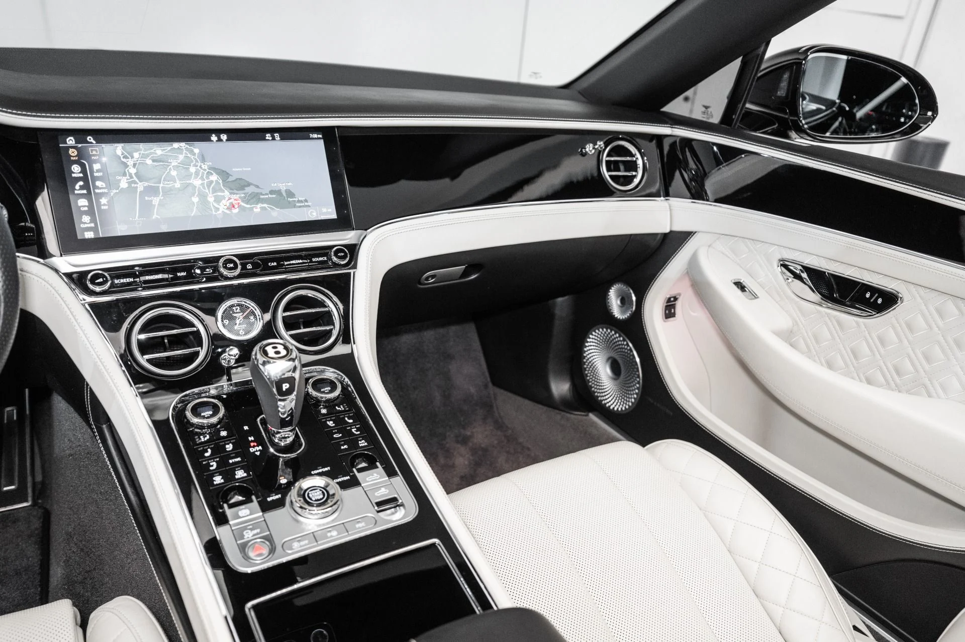 mph024_1641519275_Used_2020_Bentley_Continental_GTC_V8_1739205843_dee35e6b8d