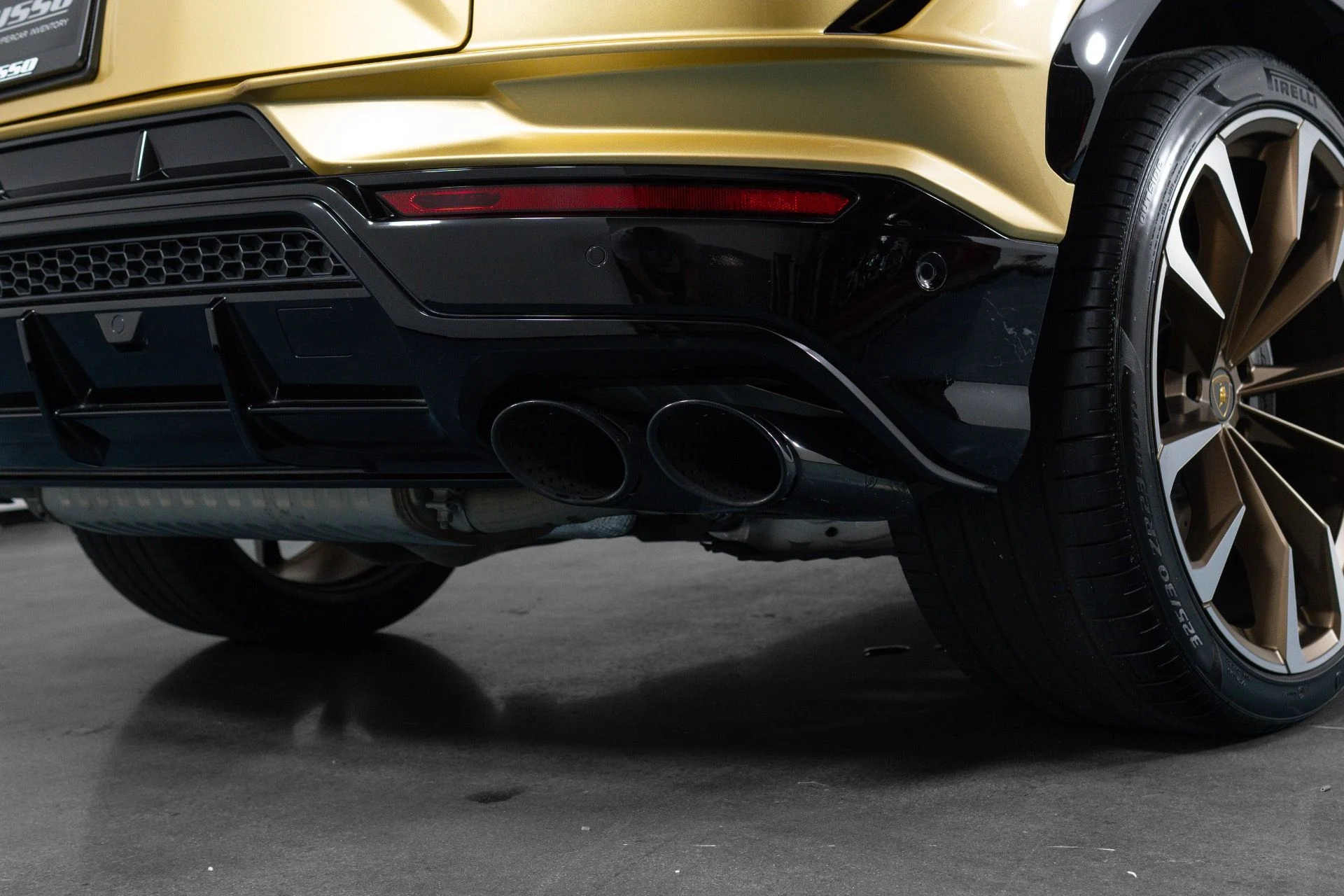 mph024_1643579536_Used_2023_Lamborghini_Urus_S_1781741186_f37bfc6e95