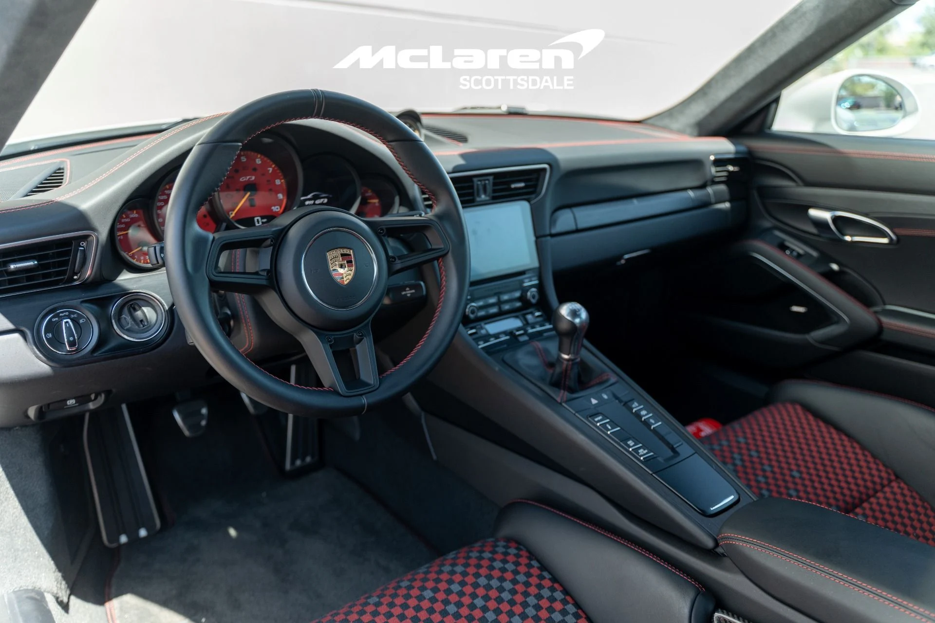 mph024_1643649058_Used_2018_PORSCHE_911_GT_3_1756222401_a9aea2c82f