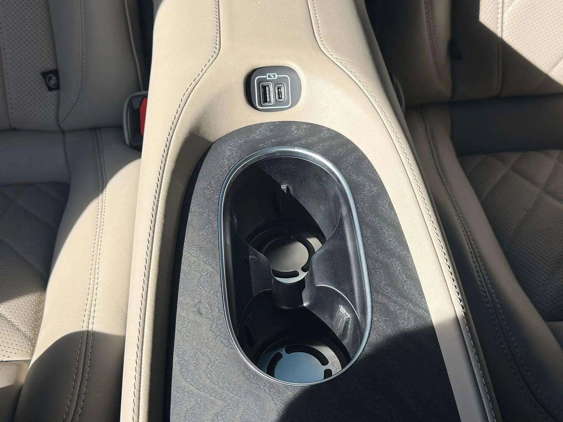 mph024_164406475_e9c8757cc50b44c287b7e4339dae3add_79a603363a