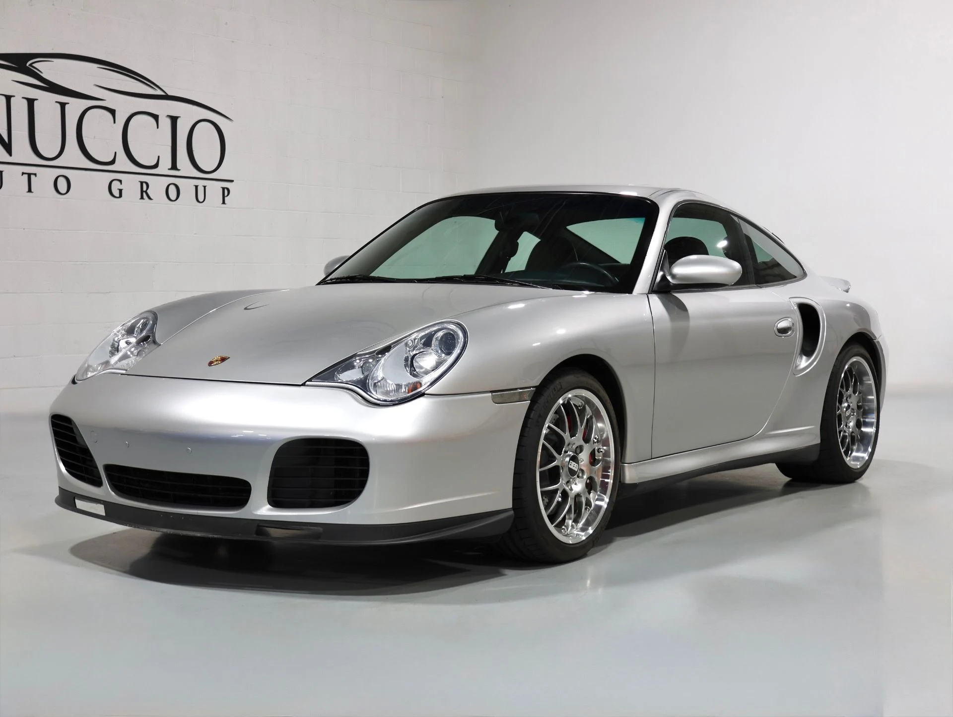 mph024_1644571375_Used_2002_Porsche_911_Turbo_6_Speed_Manual_BBS_Wheels_Stage_1_Tune_Metropol_Blue_Interior_1781894473_abb2c88efe