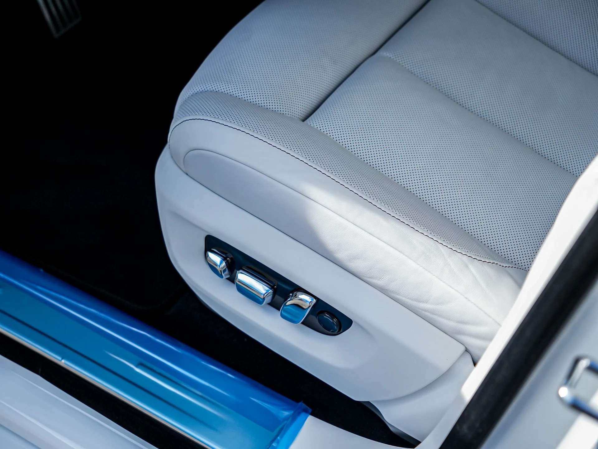 mph024_1647941603_Hi_Tech_Luxury_Imports_LLC_SCA_23_GZ_00_VU_236165_image_24_241eb89397