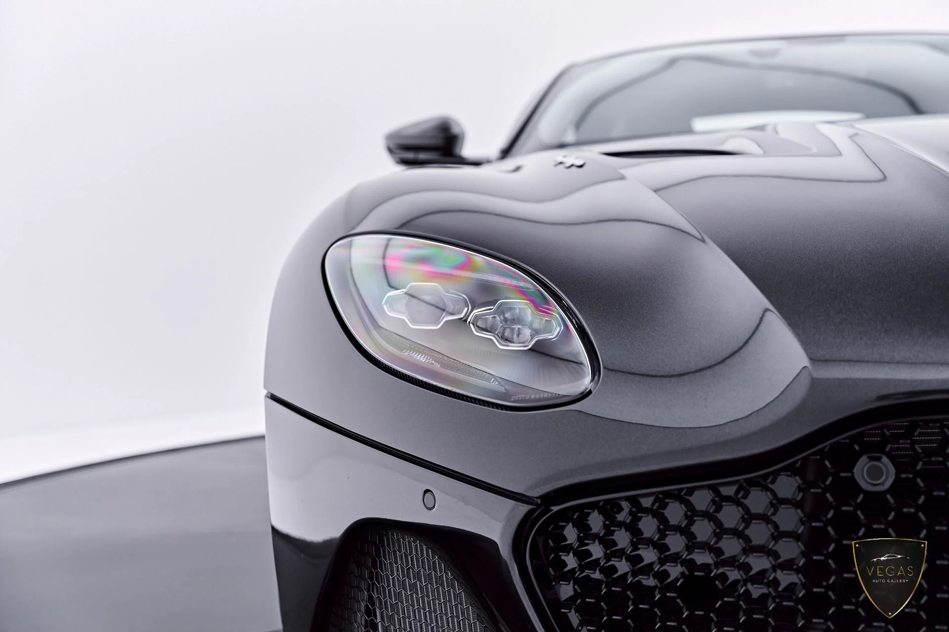 mph024_1655501663_Used_2021_Aston_Martin_DBS_Superleggera_1785181503_d9855685bf
