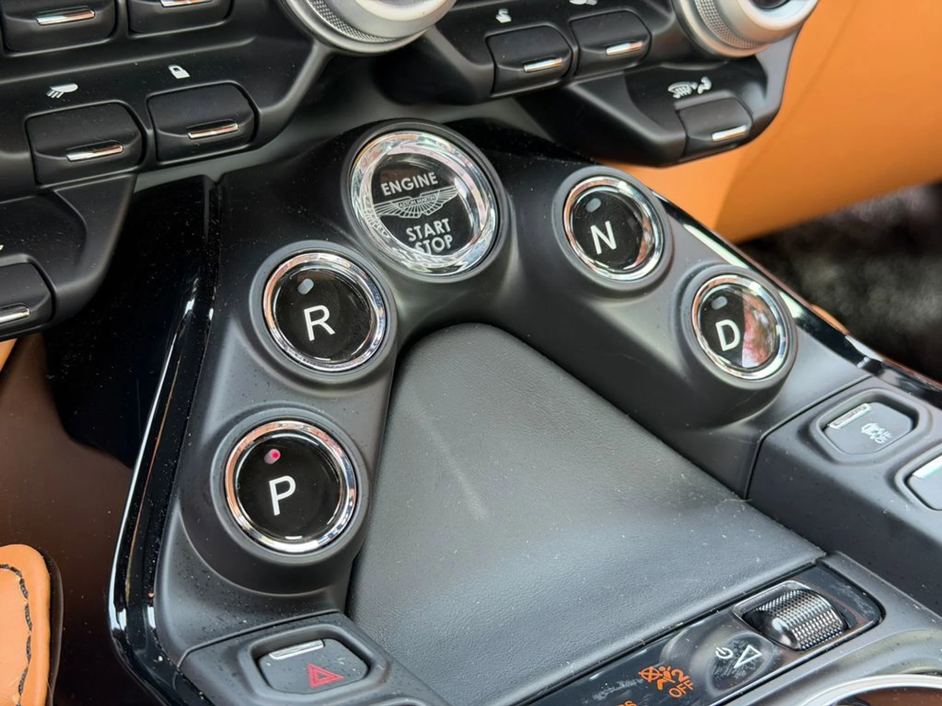 mph024_165720063_842ede046a3944ec9dc79333e76c44fc_e3f7dc9b3c