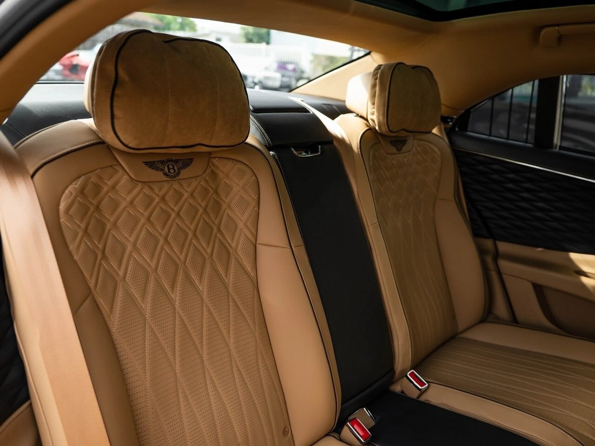 mph024_1669186960_06a21e1badb23c35d964443f3811602bx_d83508688e