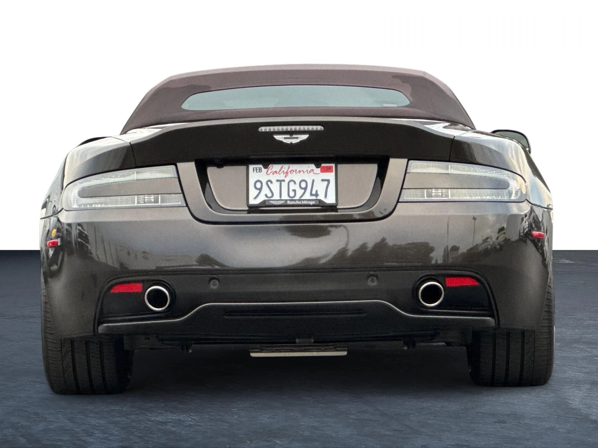 mph024_1678874896_Used_2014_Aston_Martin_DB_9_Volante_1769008604_d27bbab447