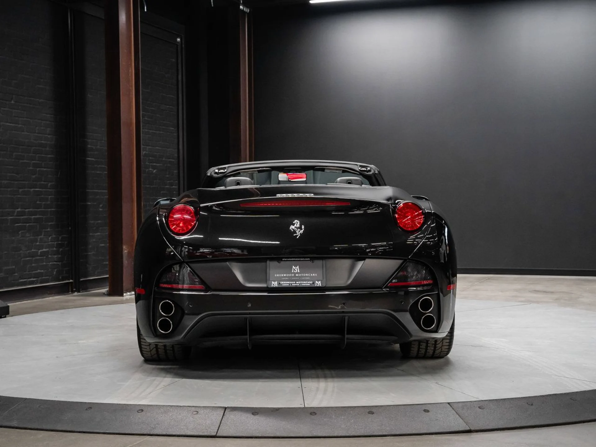 mph024_169480711_ferrari_california_2011_a69db4ad91