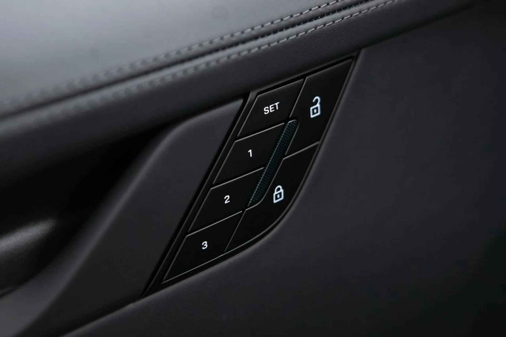 mph024_1697101563_407d884b2a8eeeb57d3c1c57d621f99fx_dc780a6d42