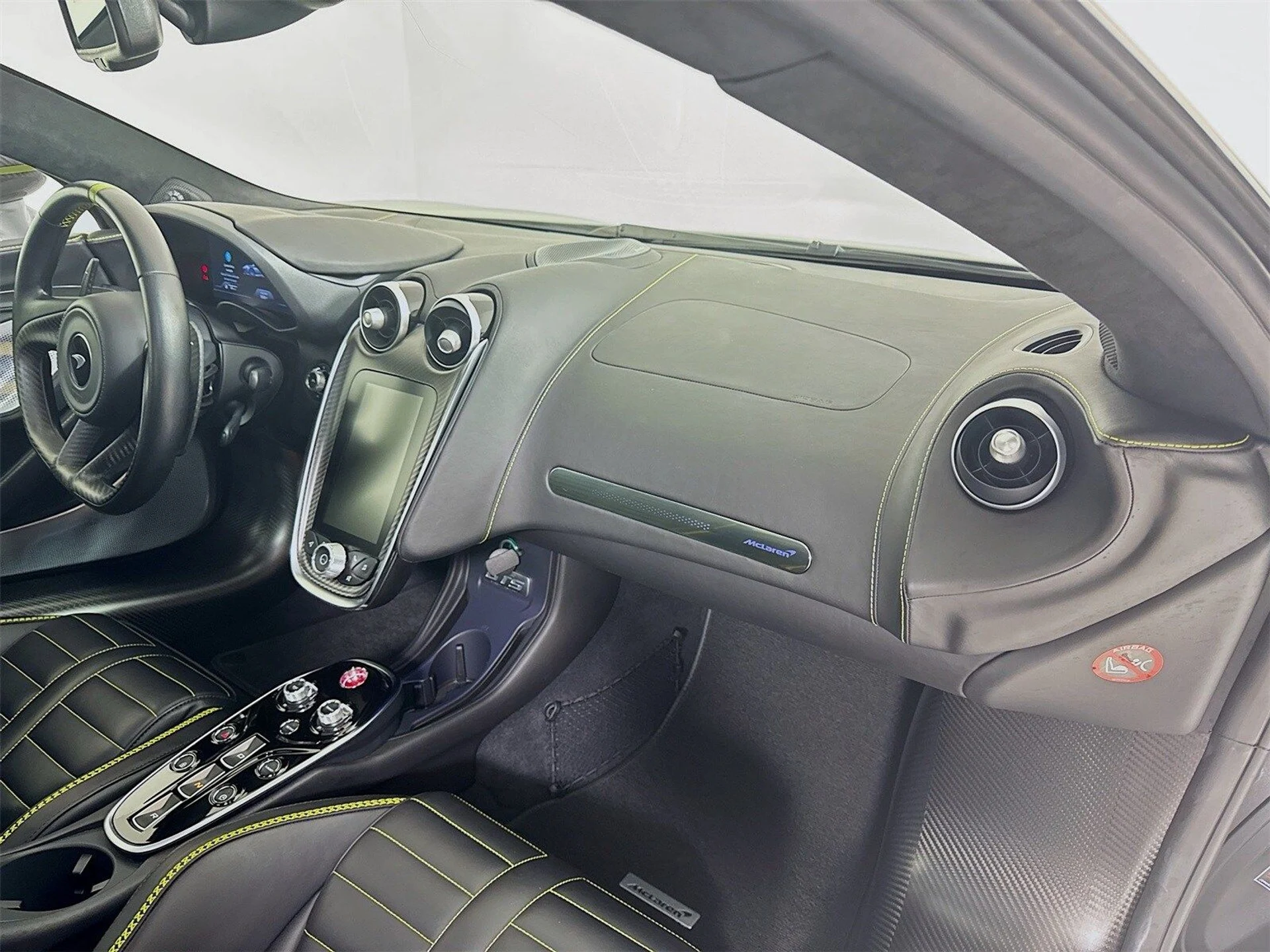 mph024_1700238488_ac65f11831f5f050d398db952d7045d1x_6a2b20c2e8