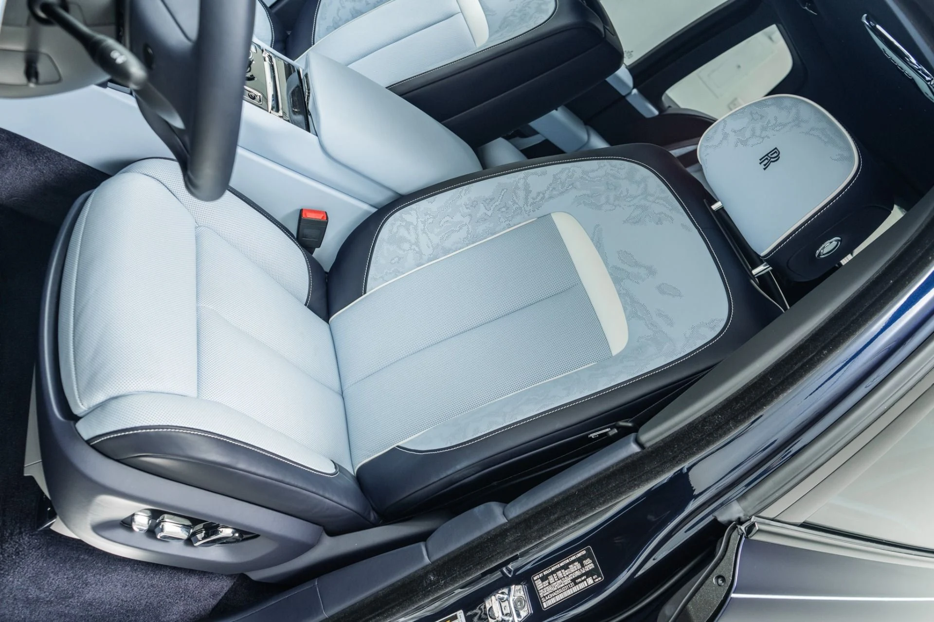 mph024_1703952532_Used_2025_Rolls_Royce_Cullinan_Black_Badge_345_Miles_611_K_MSRP_Gorgeous_Interior_1783451197_a87d80f302