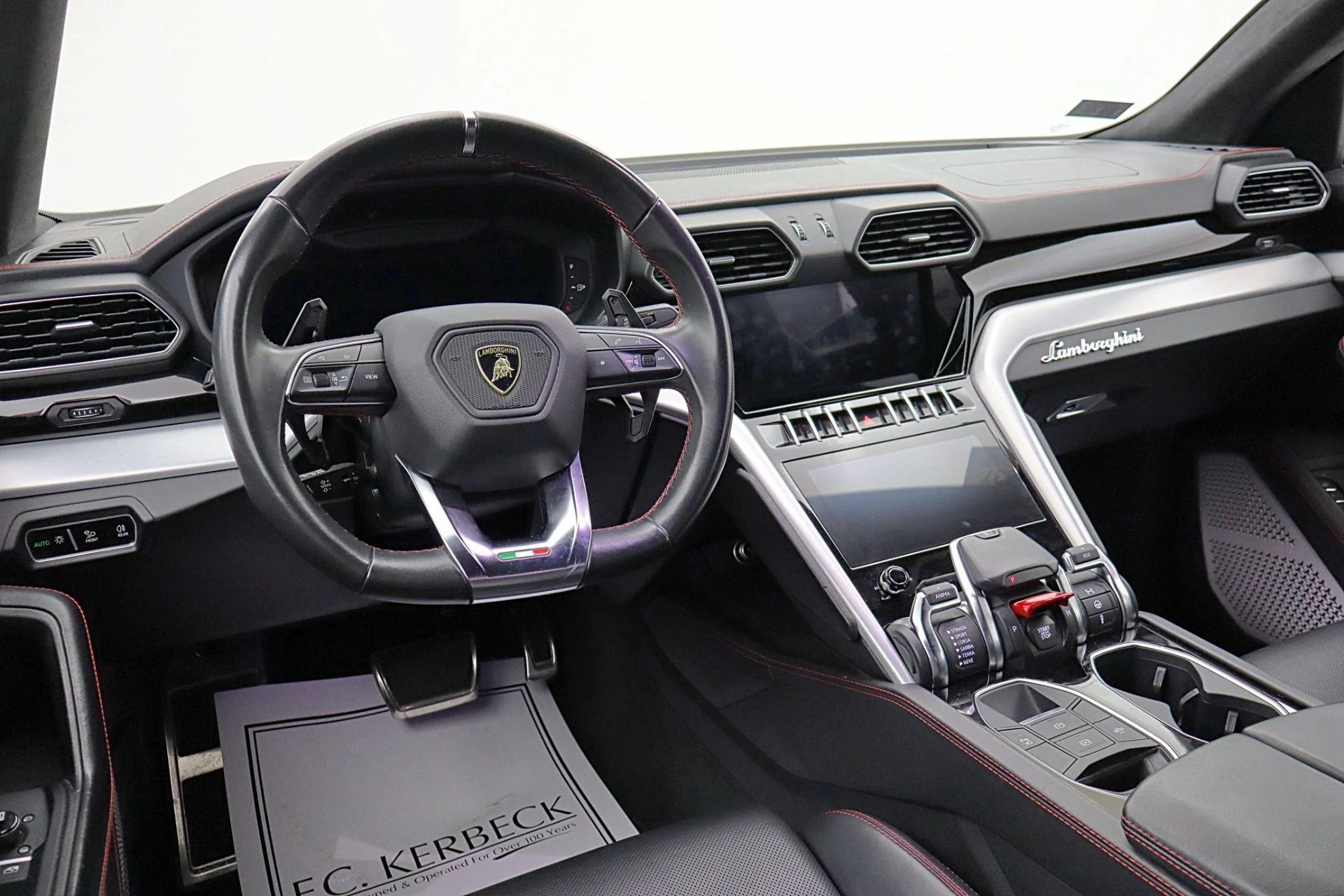 mph024_171267422_Used_2020_Lamborghini_Urus_605f1362c4