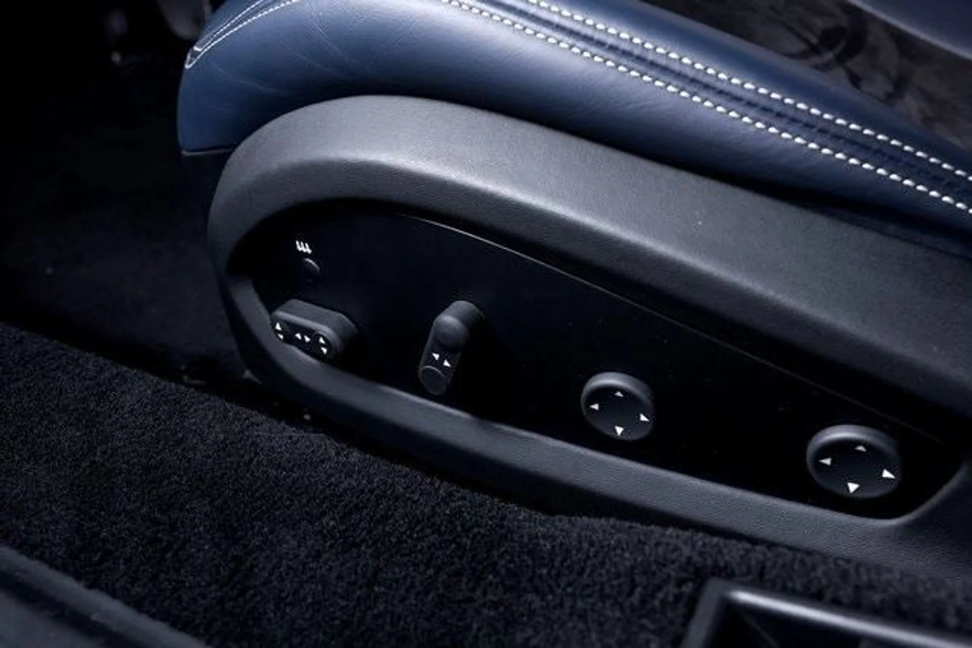 mph024_1713512398_ef98b15ebfbae20f8ab9baf1502fadcbx_d9be7f4967