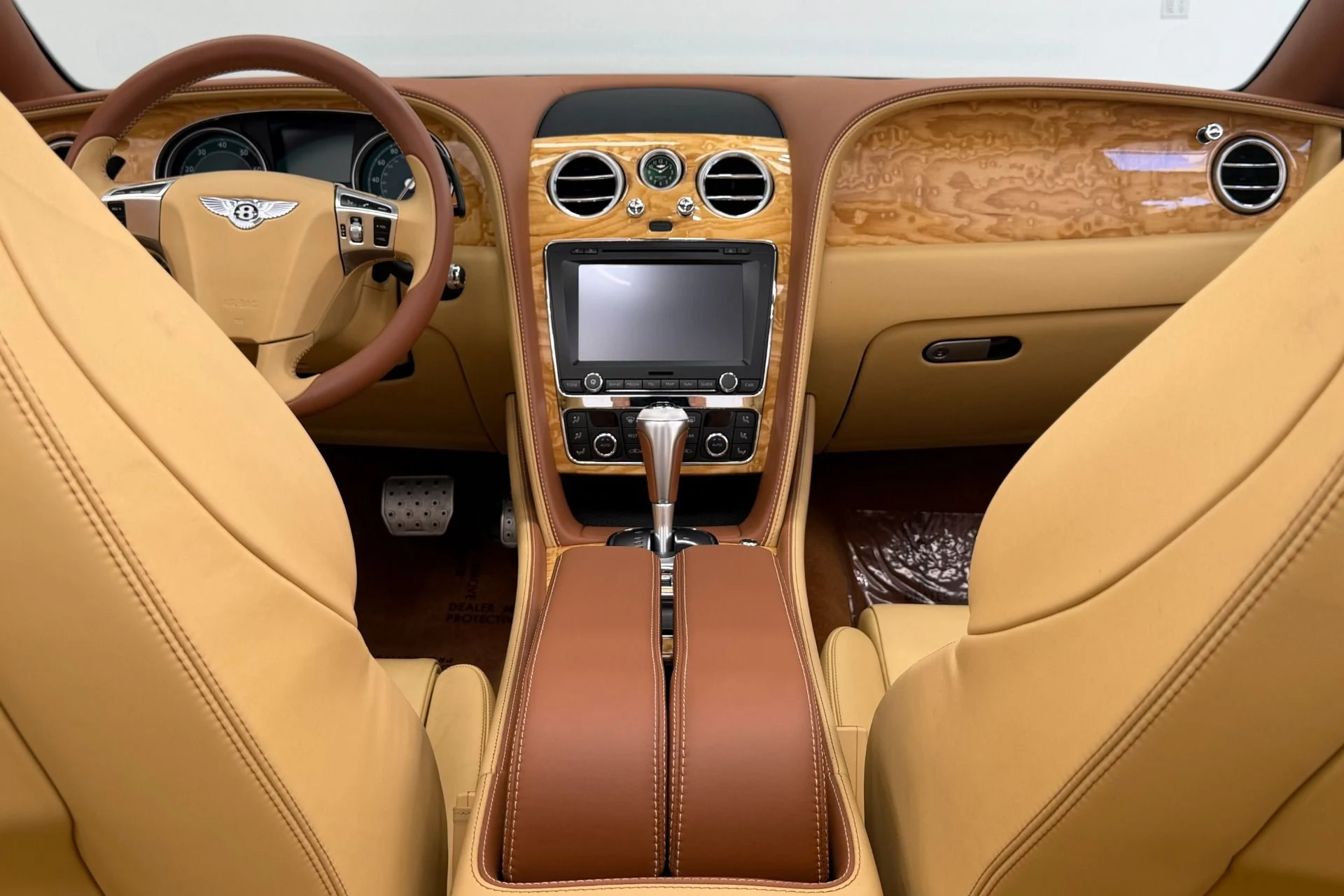 mph024_1714958626_Used_2015_Bentley_Continental_GTC_W12_Mulliner_Driving_Specification_1785534875_4c9356da42