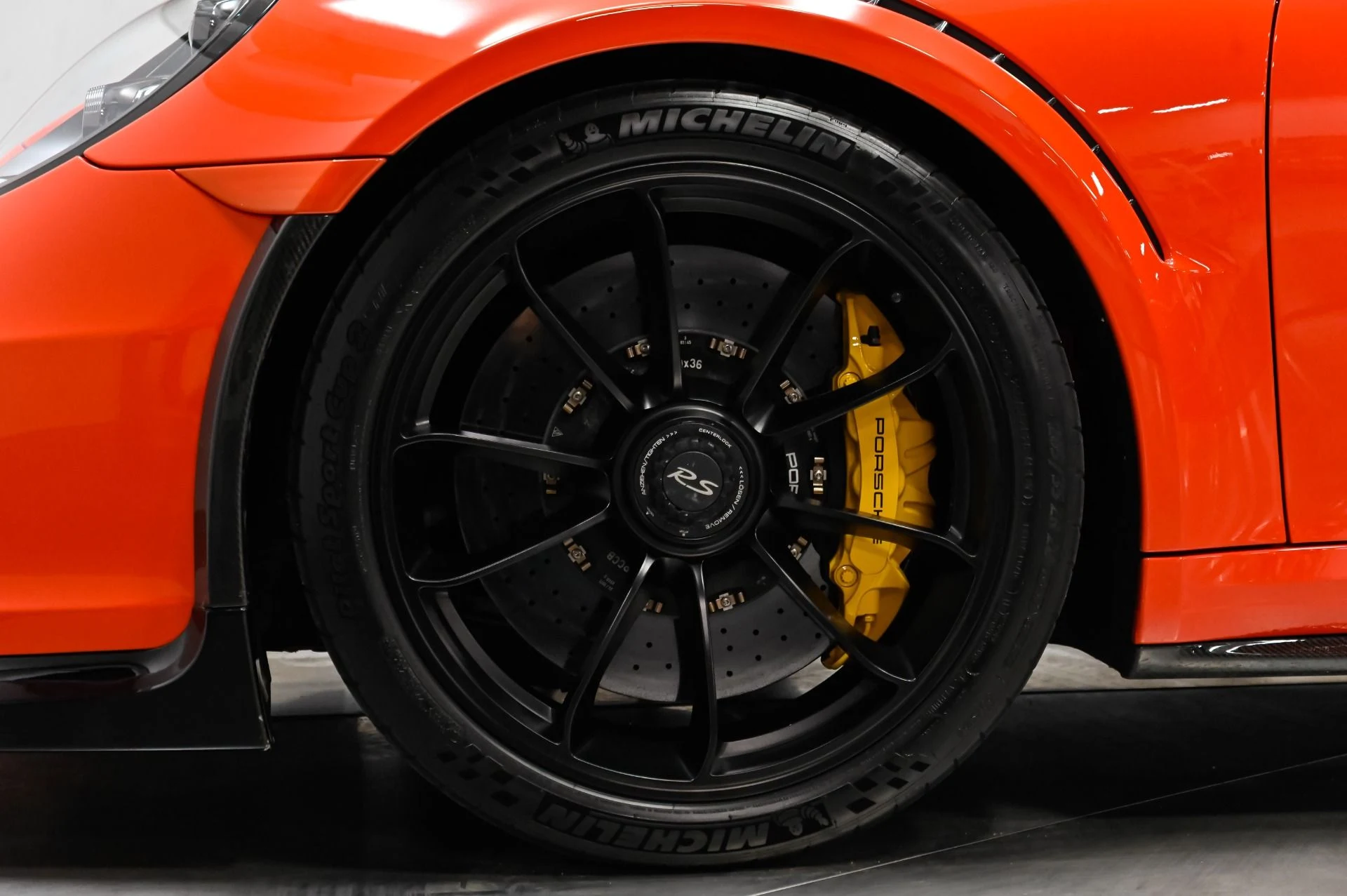 mph024_1717618336_Used_2016_Porsche_911_GT_3_RS_1791298183_71668e059d