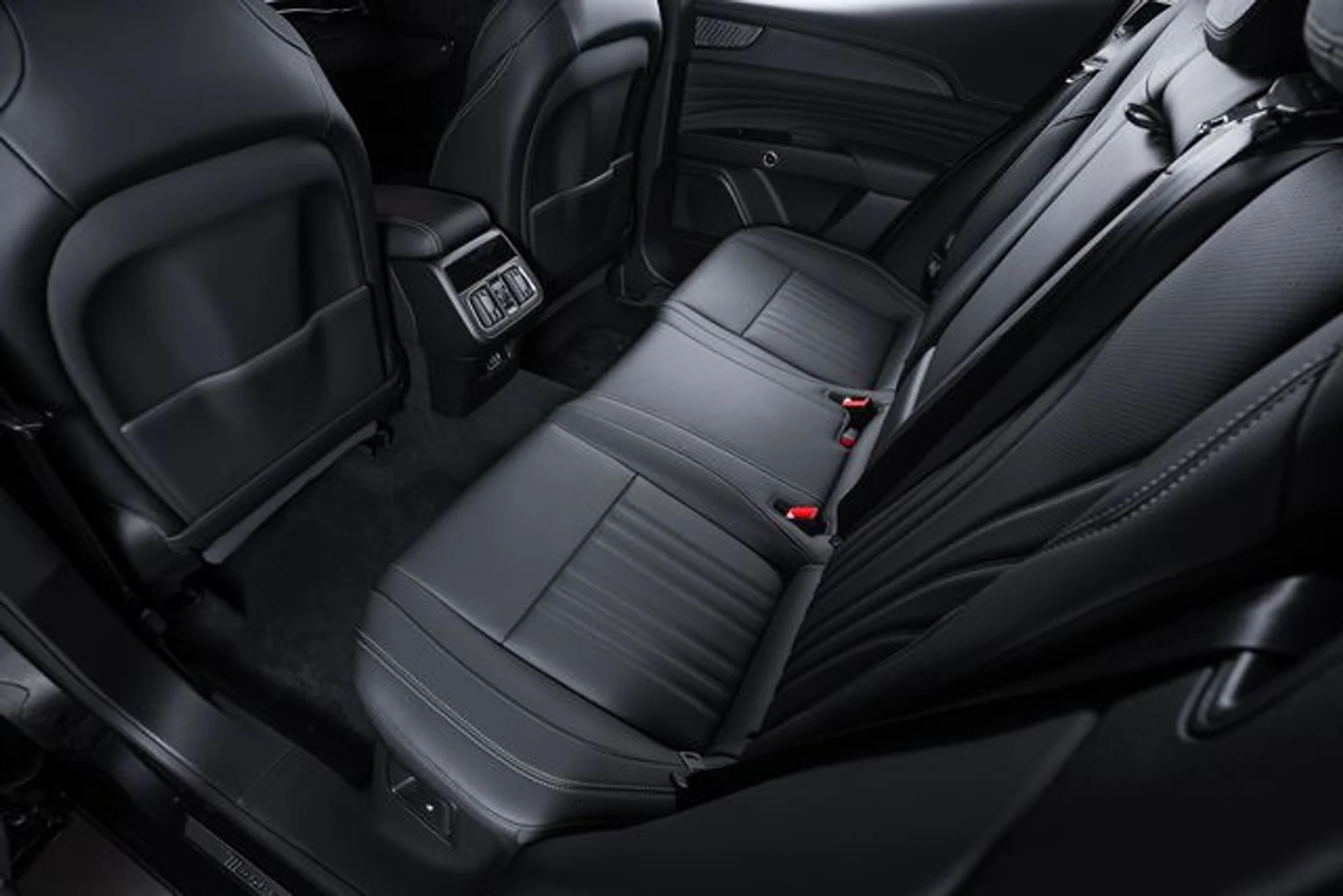 mph024_1718474002_67d0e769db6979e41b2aa61edebbb22cx_095bb72117