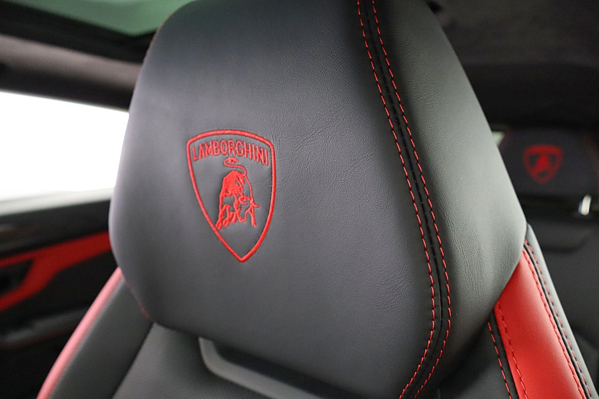 mph024_1719288008_Used_2025_Lamborghini_Urus_SELEASE_OPTIONS_AVAILABLE_d948fb1b0a