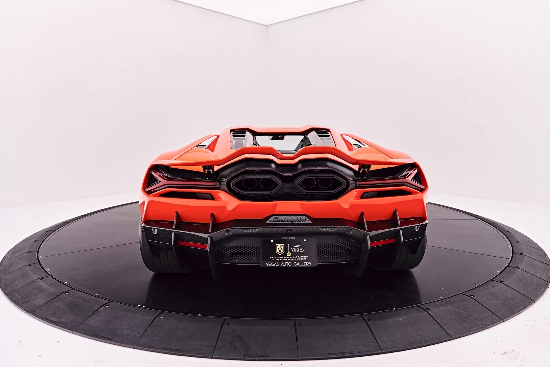 mph024_1727295981_Used_2024_Lamborghini_Revuelto_Base_1786150905_b634b02542