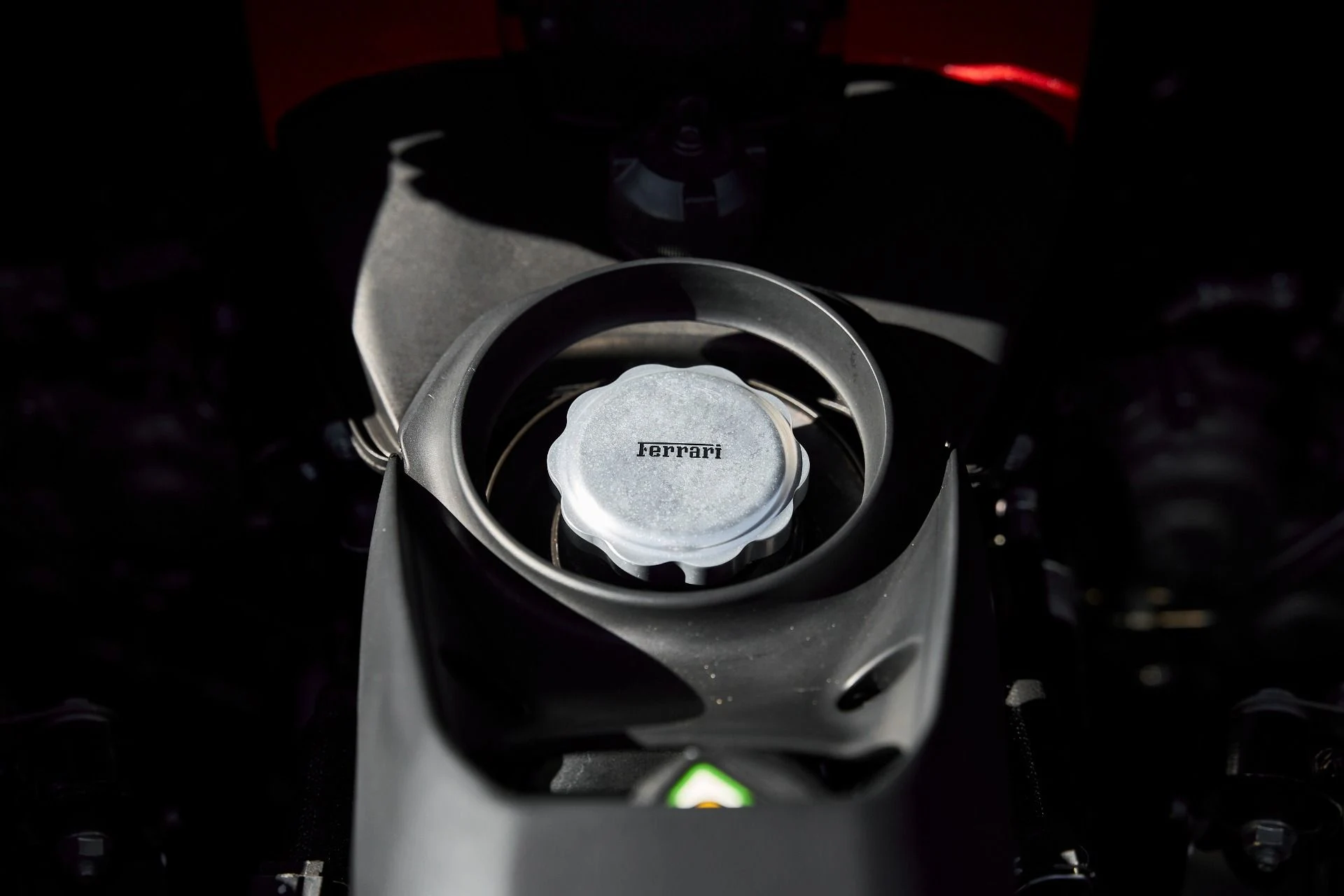 mph024_1728937321_Used_2022_Ferrari_F8_Spider_Base_1768868398_97a1598075