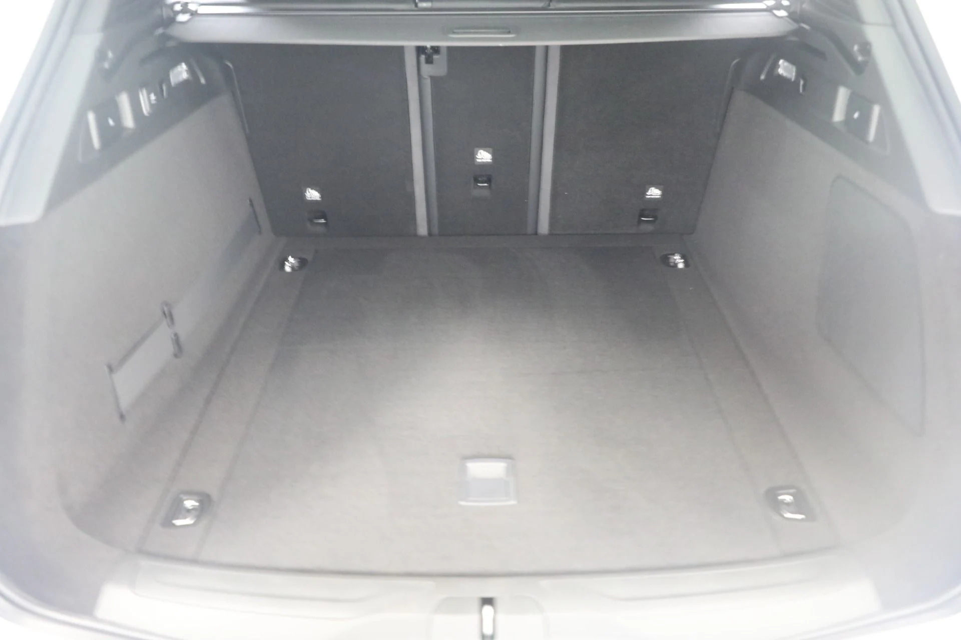 mph024_1730406114_New_2025_Maserati_Grecale_Modena_1761853714_1686123b2b