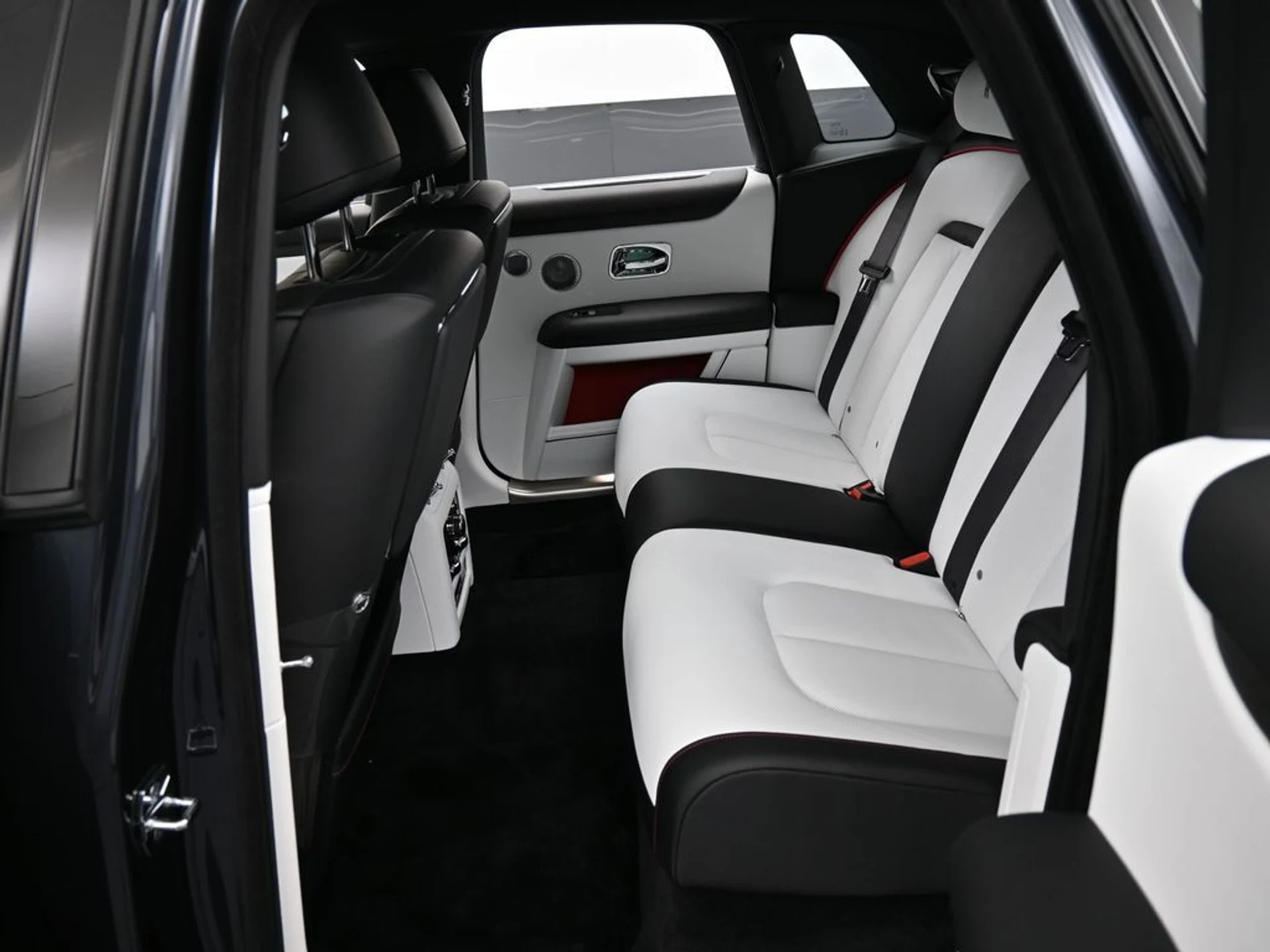 mph024_1733888329_eee63d4b_83f4_431f_b89f_e589df69e129_9ee3bac96c