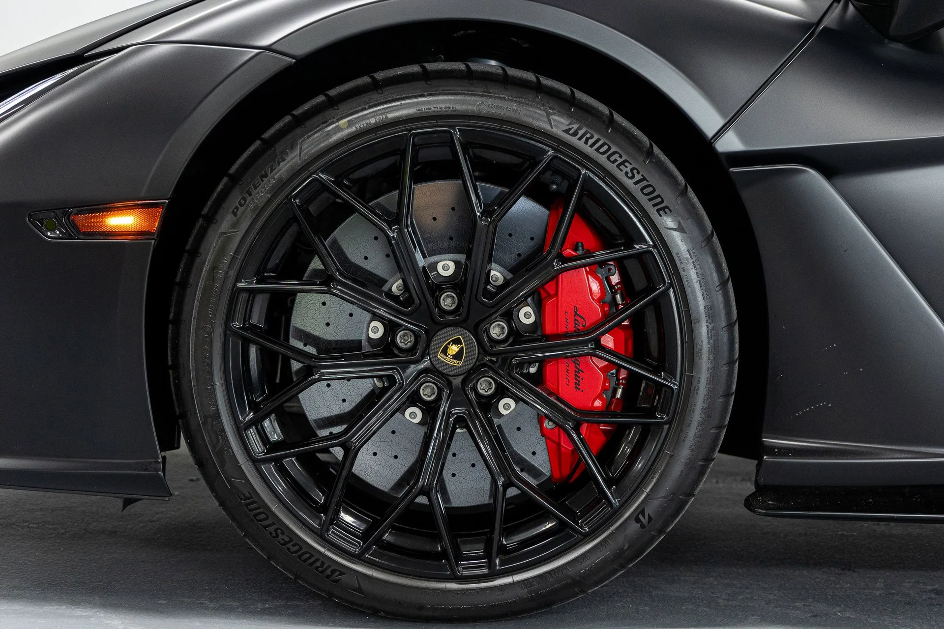 mph024_173597038_23d0da8c9e478300bae34d78b88cfde6x_660457861b