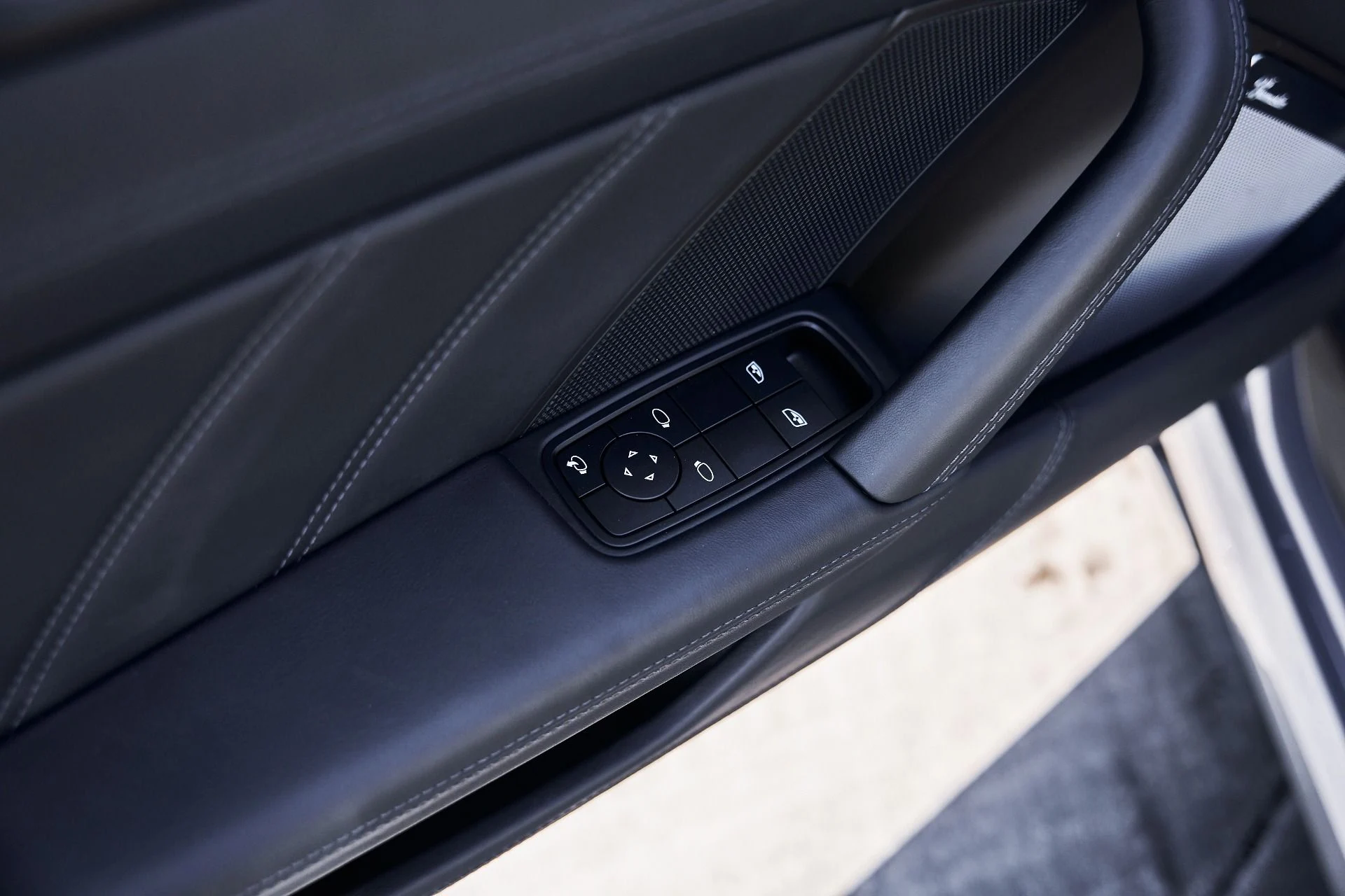 mph024_1744628211_Used_2026_Porsche_911_Carrera_4_GTS_1776878375_edcf4b1905