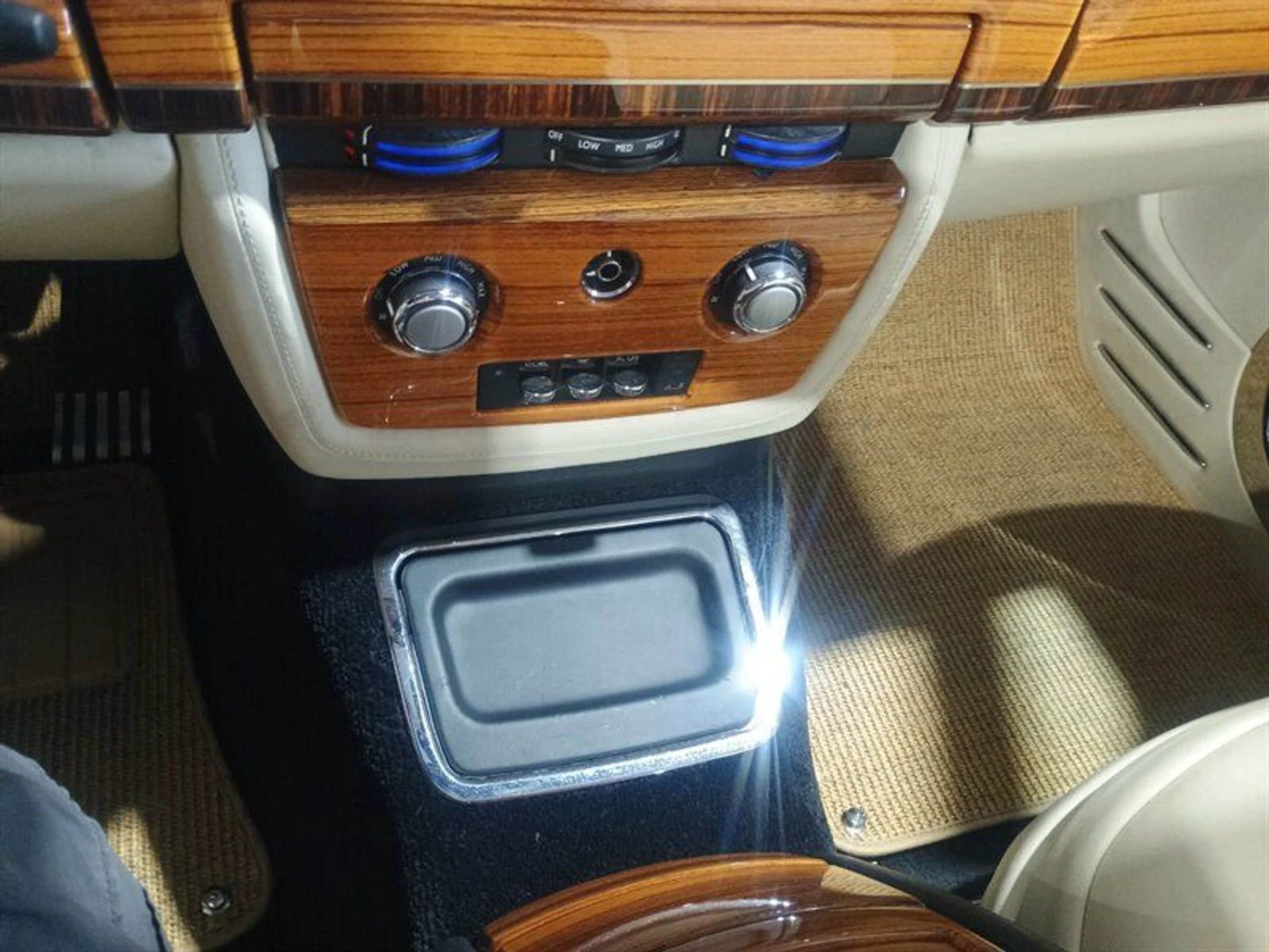 mph024_1746362472_ab7f0990ef_800_42ec44a8b7