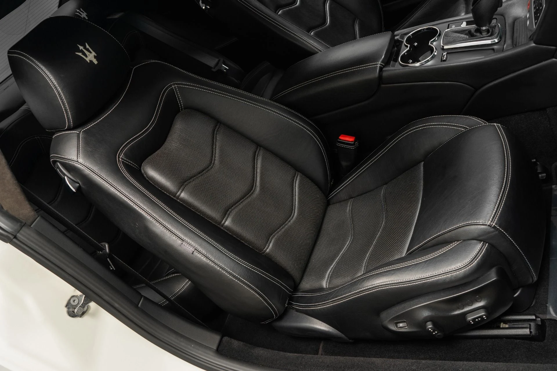 mph024_1749290959_Used_2012_Maserati_Gran_Turismo_S_Great_Sounding_V8_Neptune_Wheels_Bose_Audio_1760125207_245e4ffa12